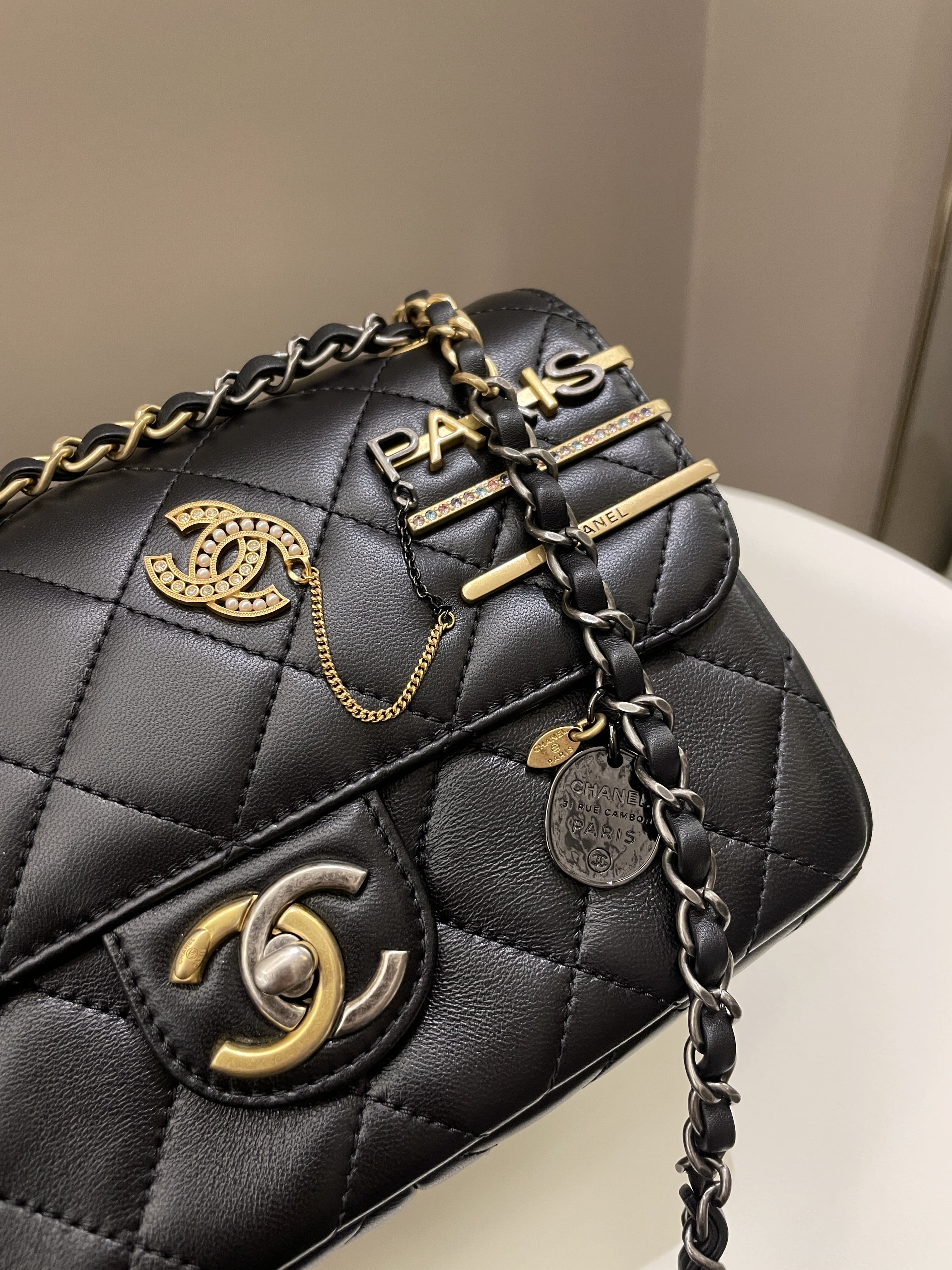 Chanel 22C Coco Pearl Signature Flap Black Lambskin