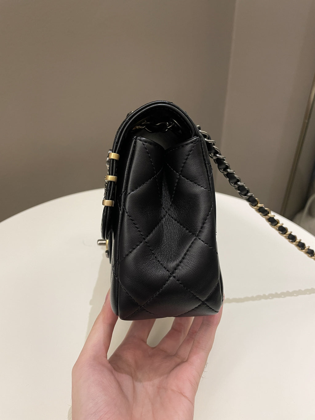 Chanel 22C Coco Pearl Signature Flap Black Lambskin