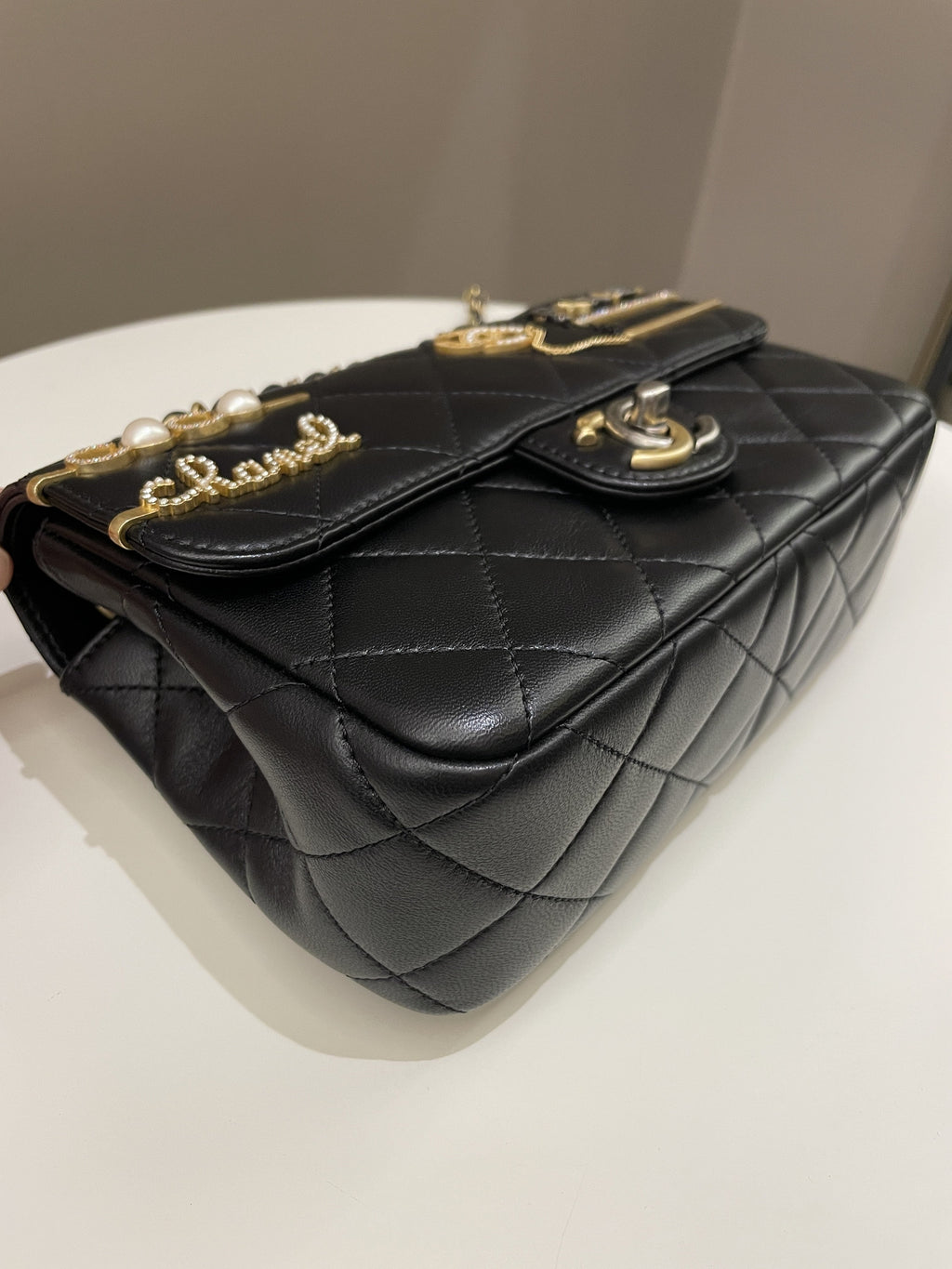 Chanel 22C Coco Pearl Signature Flap Black Lambskin