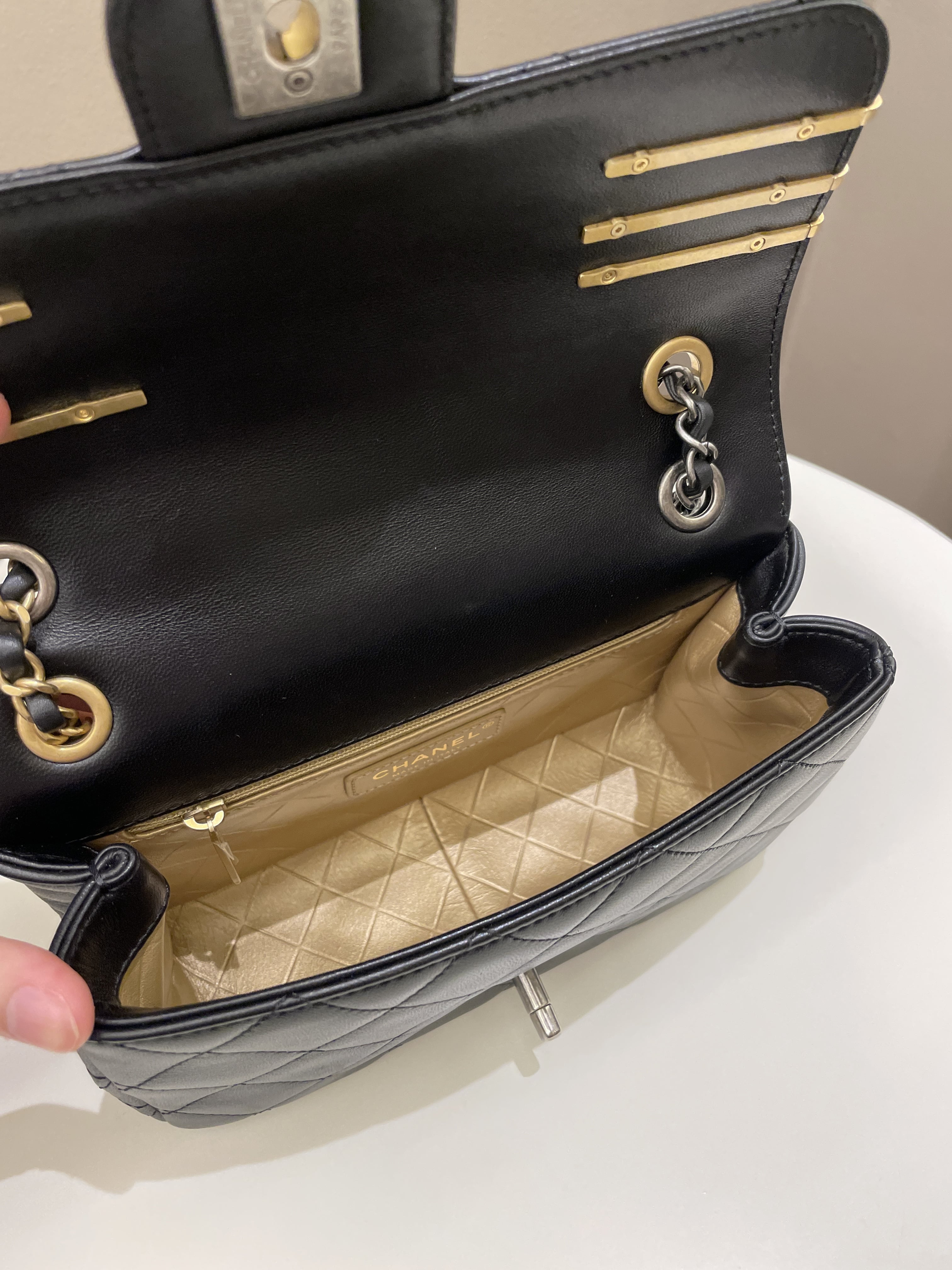 Chanel 22C Coco Pearl Signature Flap Black Lambskin