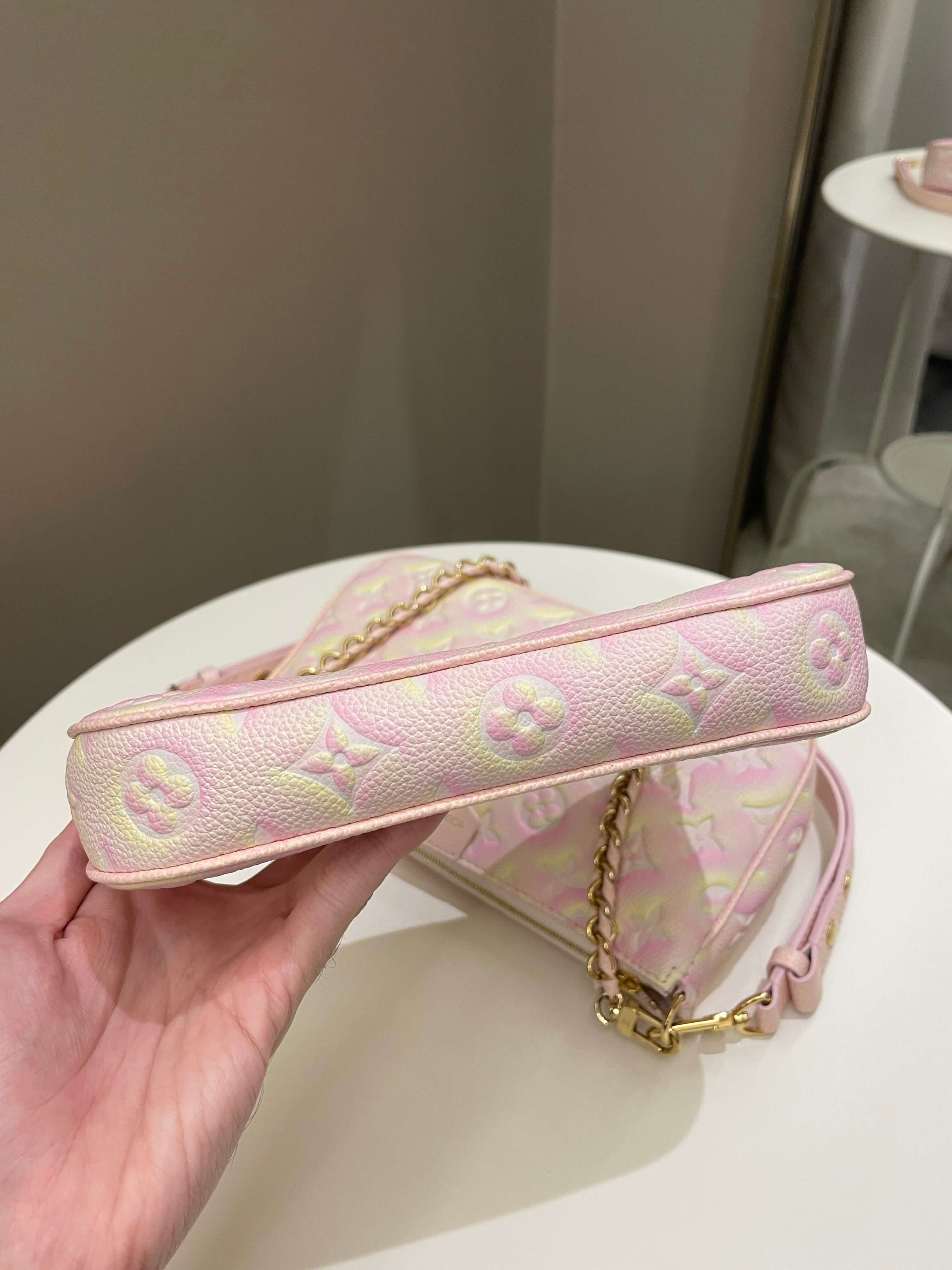 Louis Vuitton Multi Pochette Accesorries Stardust Pink
