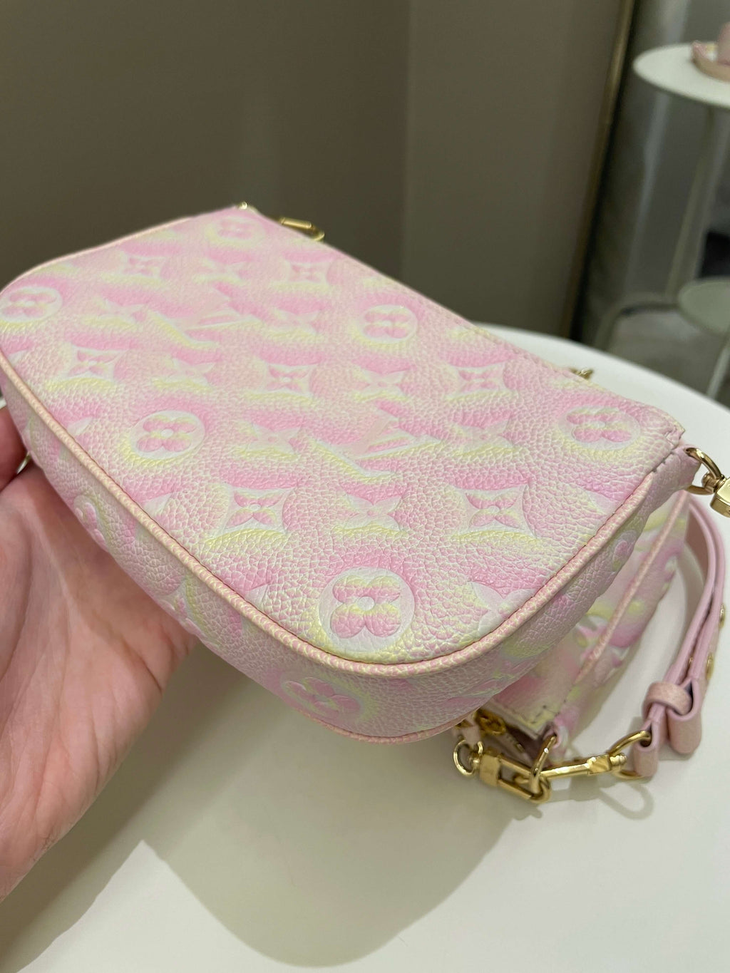 Louis Vuitton Multi Pochette Accesorries Stardust Pink