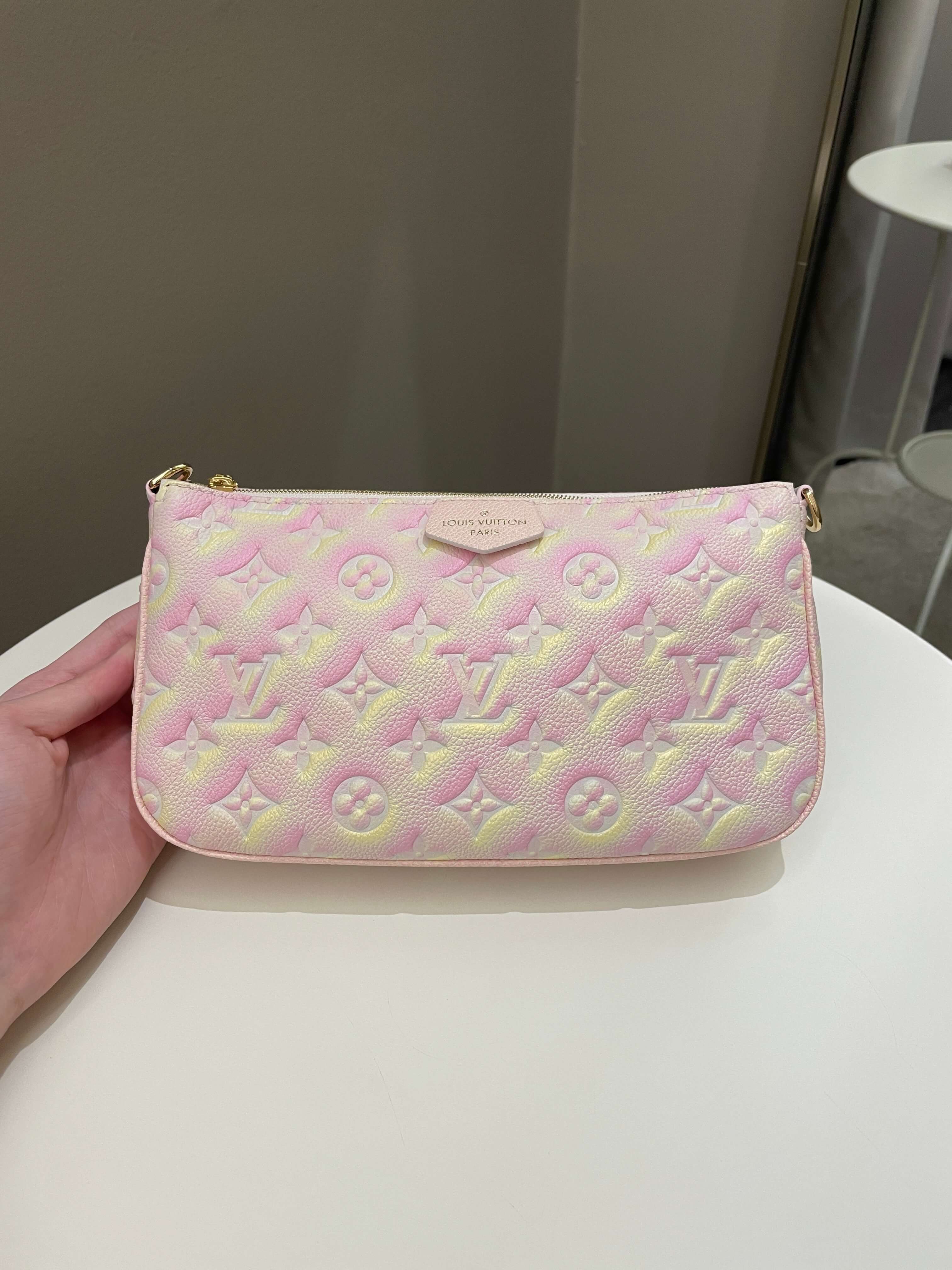 Louis Vuitton Multi Pochette Accesorries Stardust Pink
