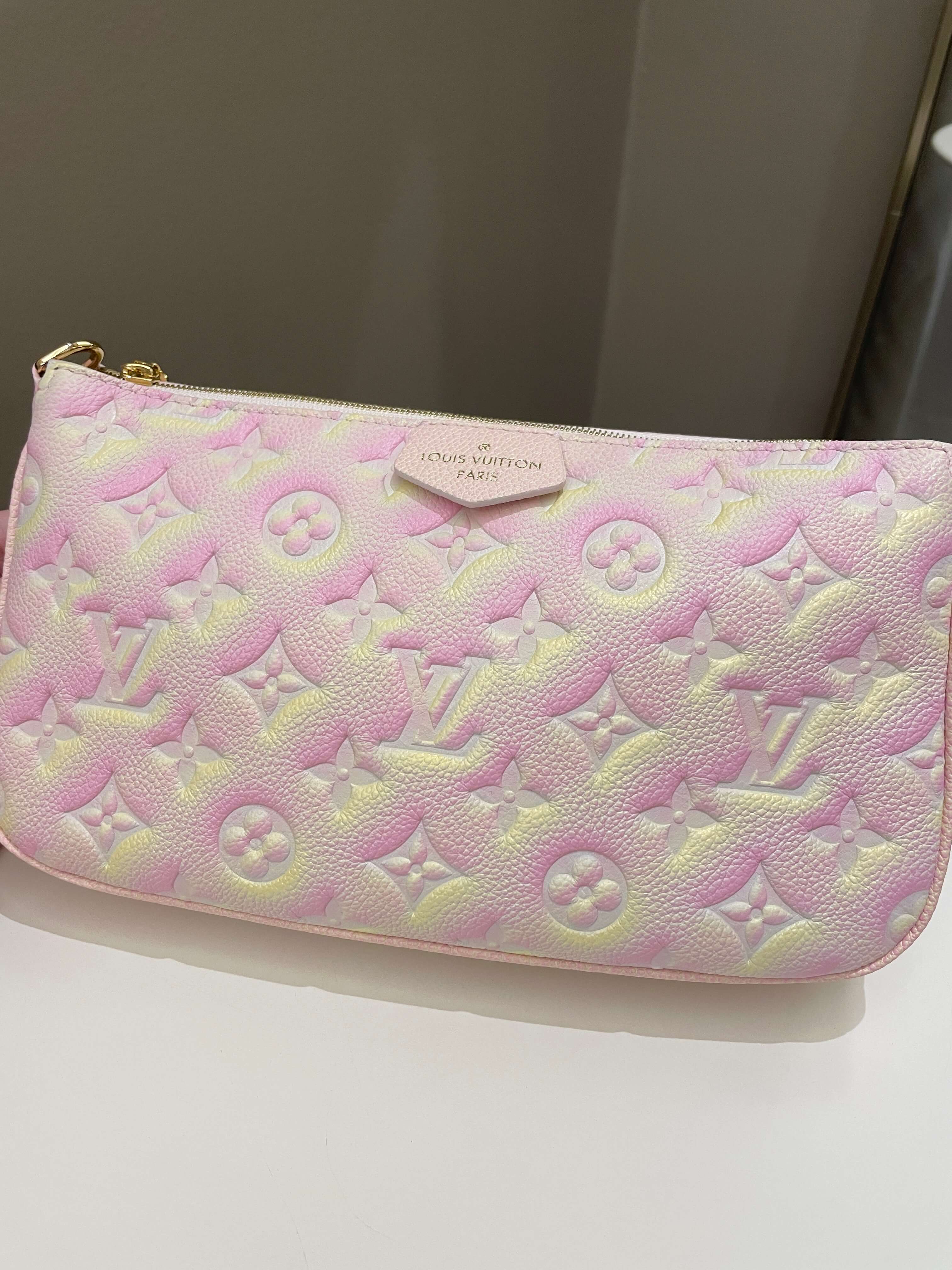 Louis Vuitton Multi Pochette Accesorries Stardust Pink