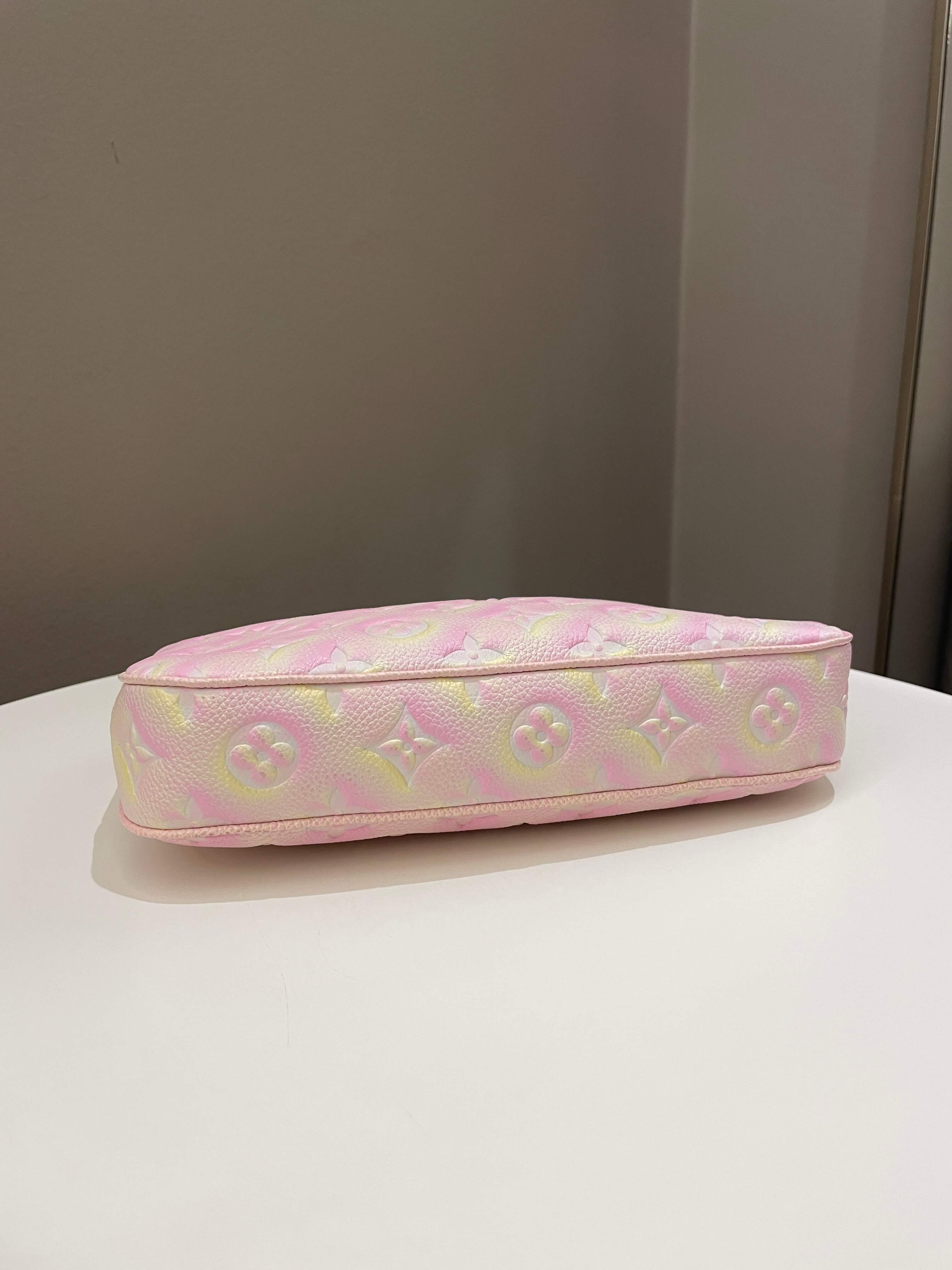Louis Vuitton Multi Pochette Accesorries Stardust Pink