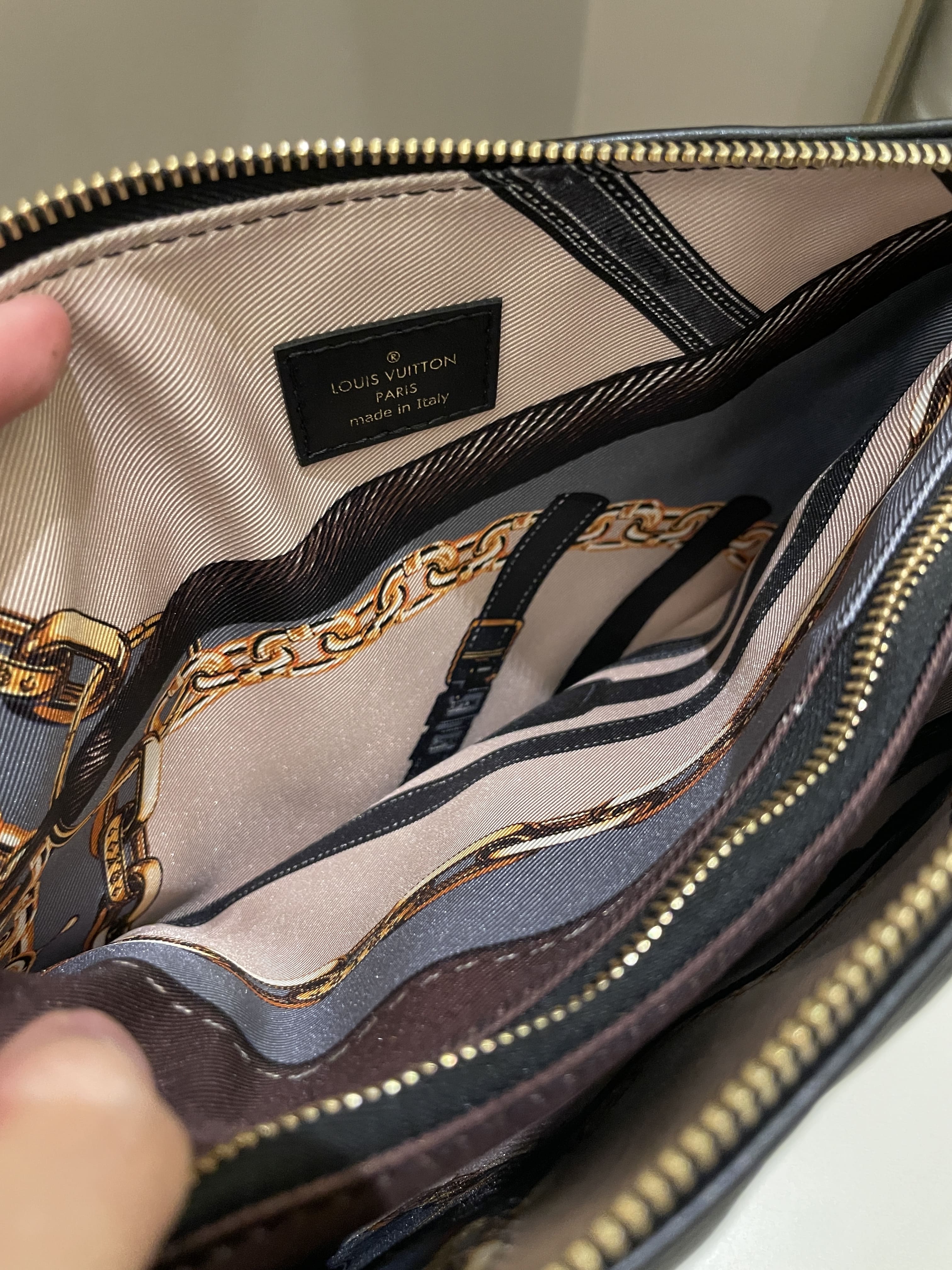 Louis Vuitton Coussin PM Black Monogram Lambskin