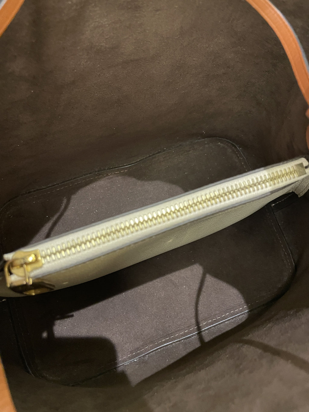 Louis Vuitton Neonoe MM Cream Monogram Empreinte