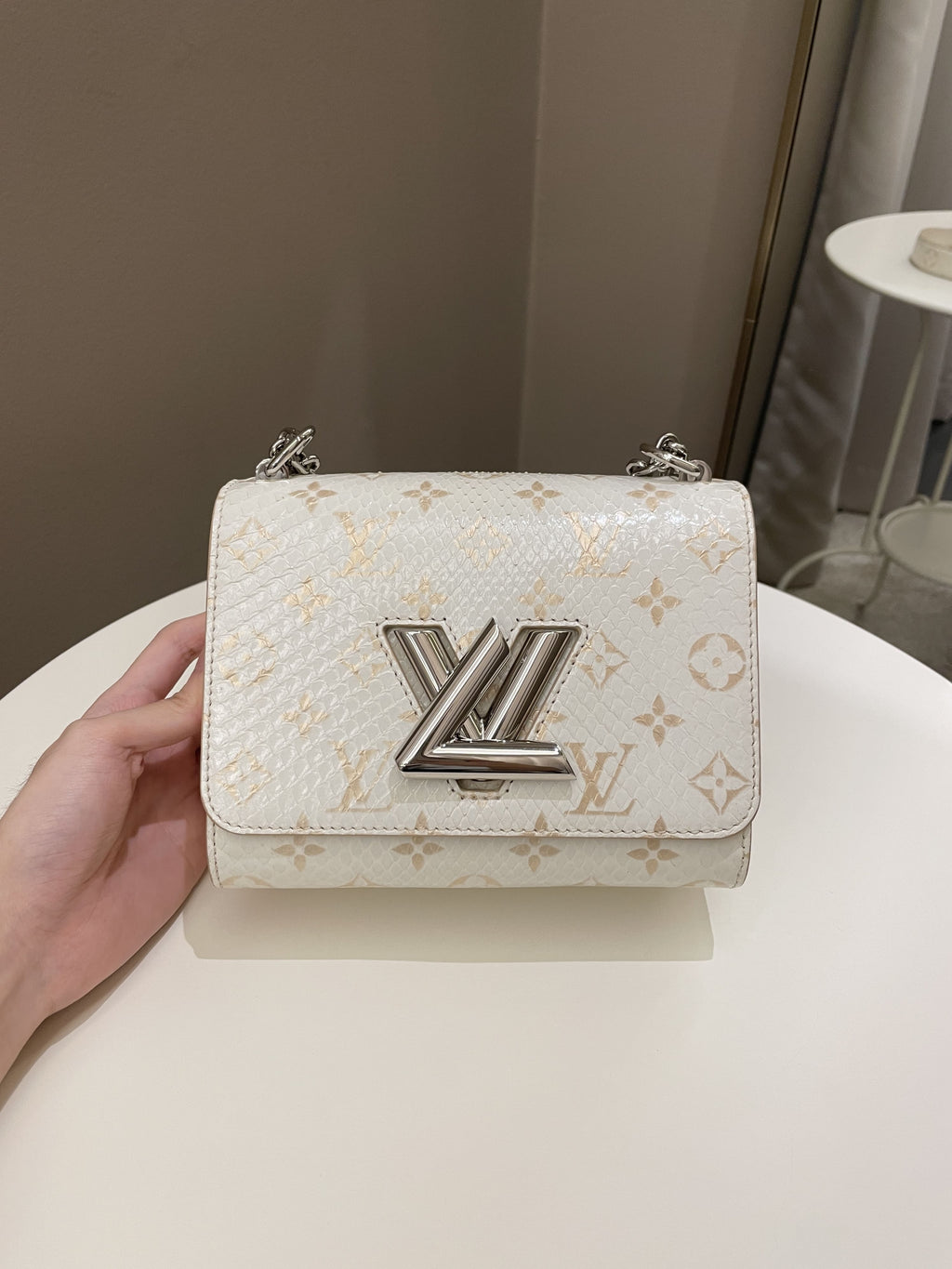 Louis Vuitton Twist Bag Creme / Beige Python