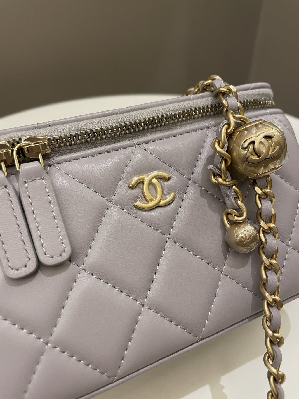 Chanel 22B Pearl Crush Vanity Rectangular Grey Lambskin