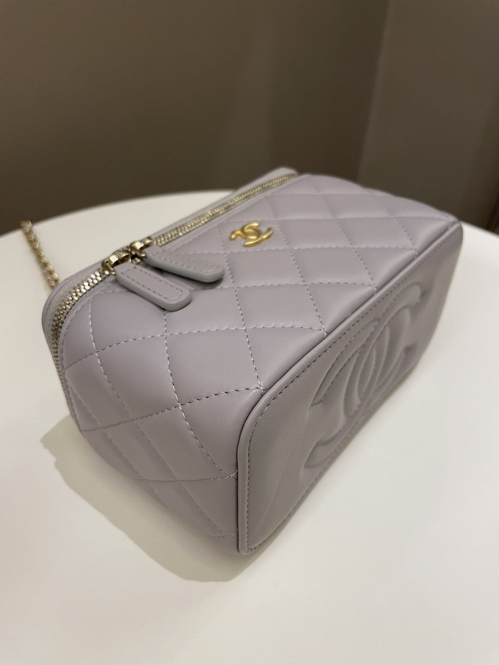 Chanel 22B Pearl Crush Vanity Rectangular Grey Lambskin