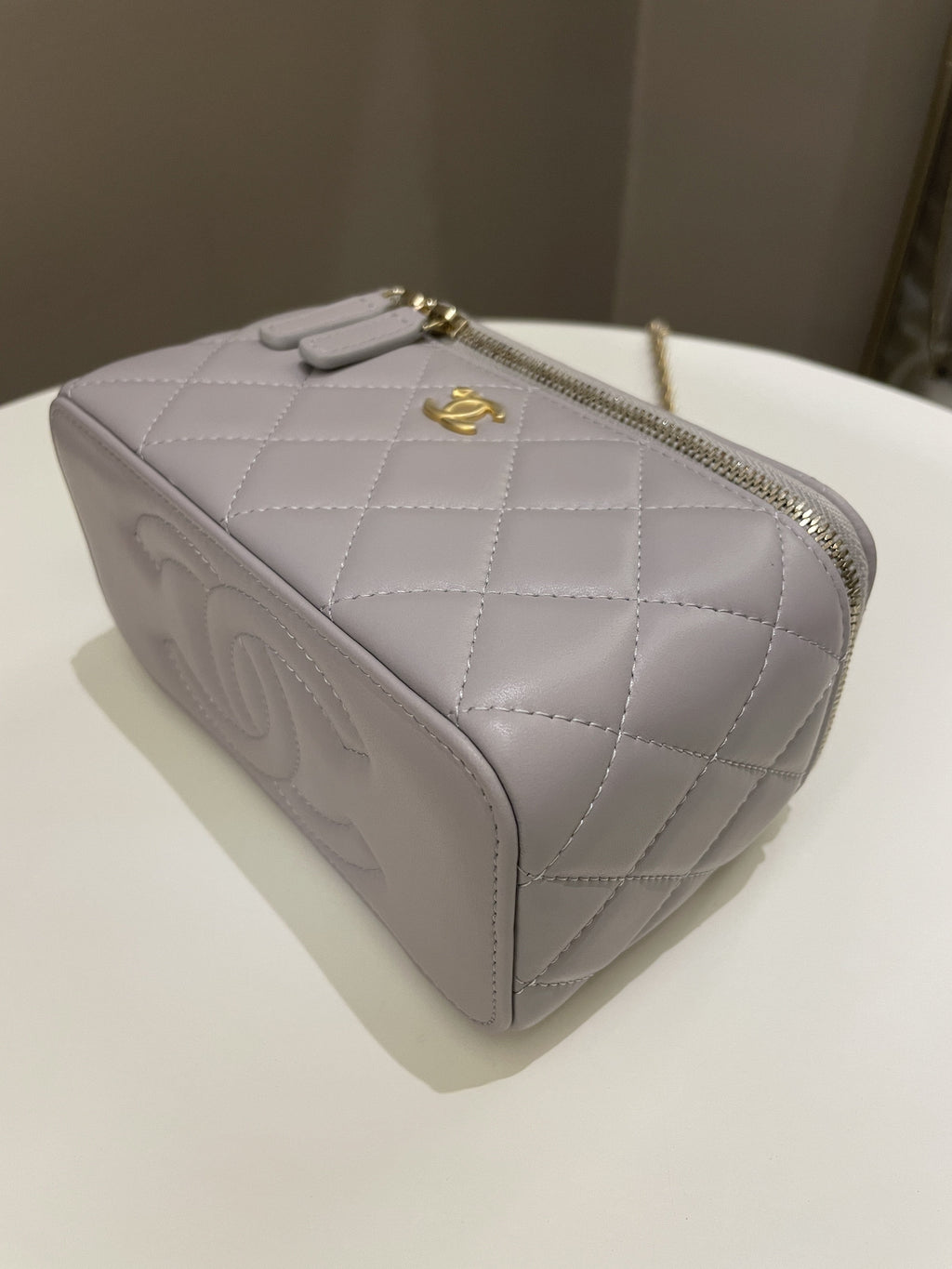 Chanel 22B Pearl Crush Vanity Rectangular Grey Lambskin