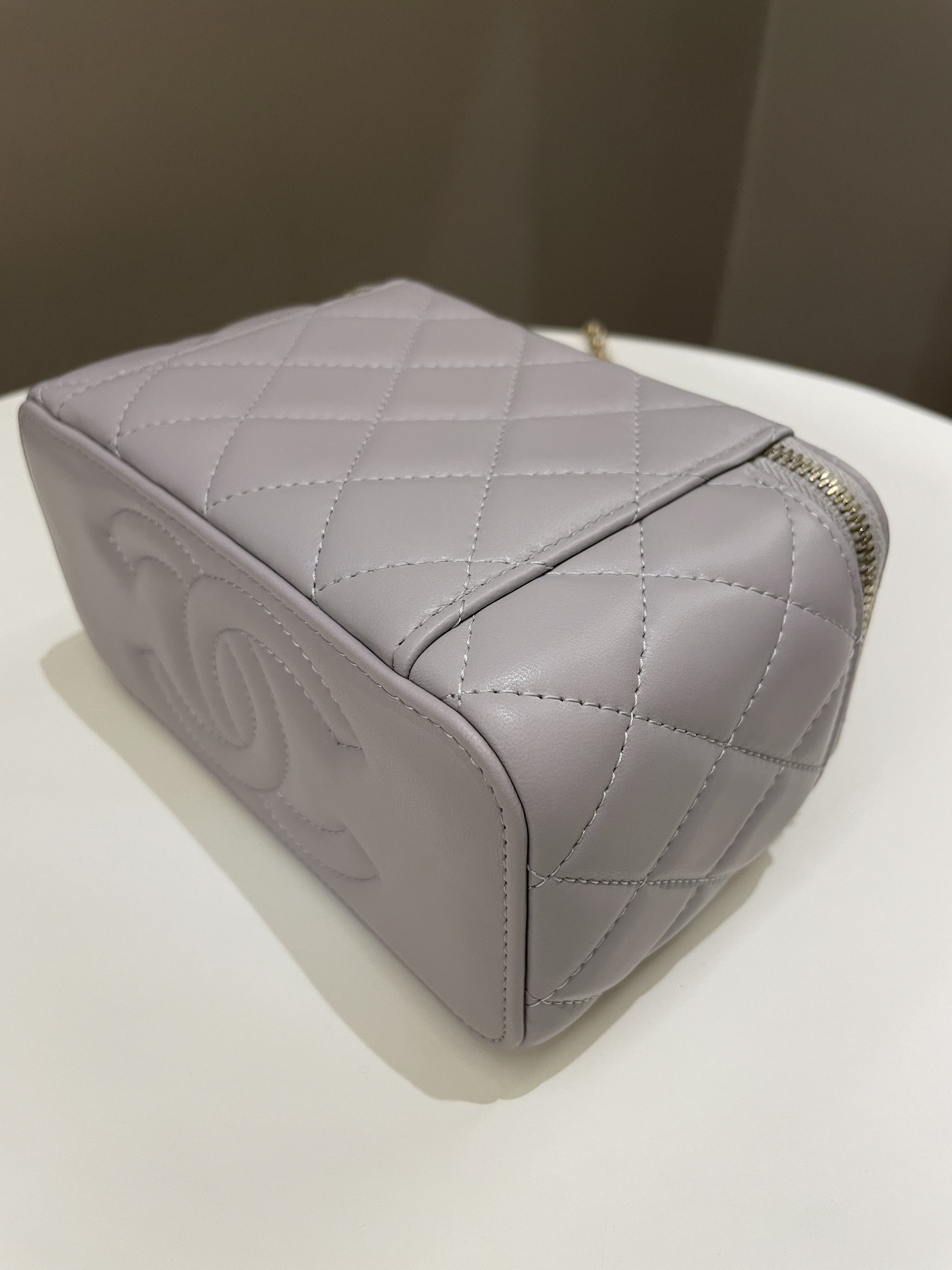 Chanel 22B Pearl Crush Vanity Rectangular Grey Lambskin