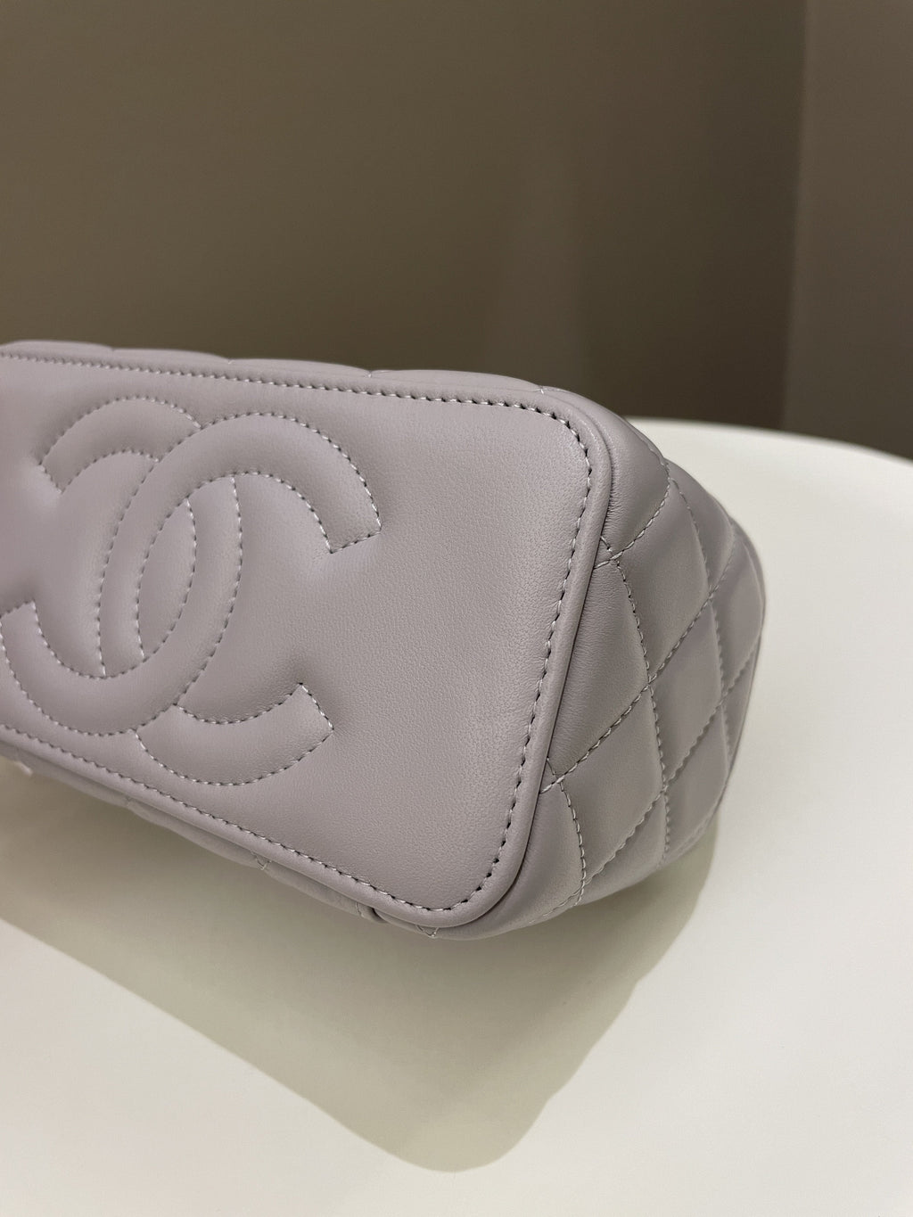 Chanel 22B Pearl Crush Vanity Rectangular Grey Lambskin