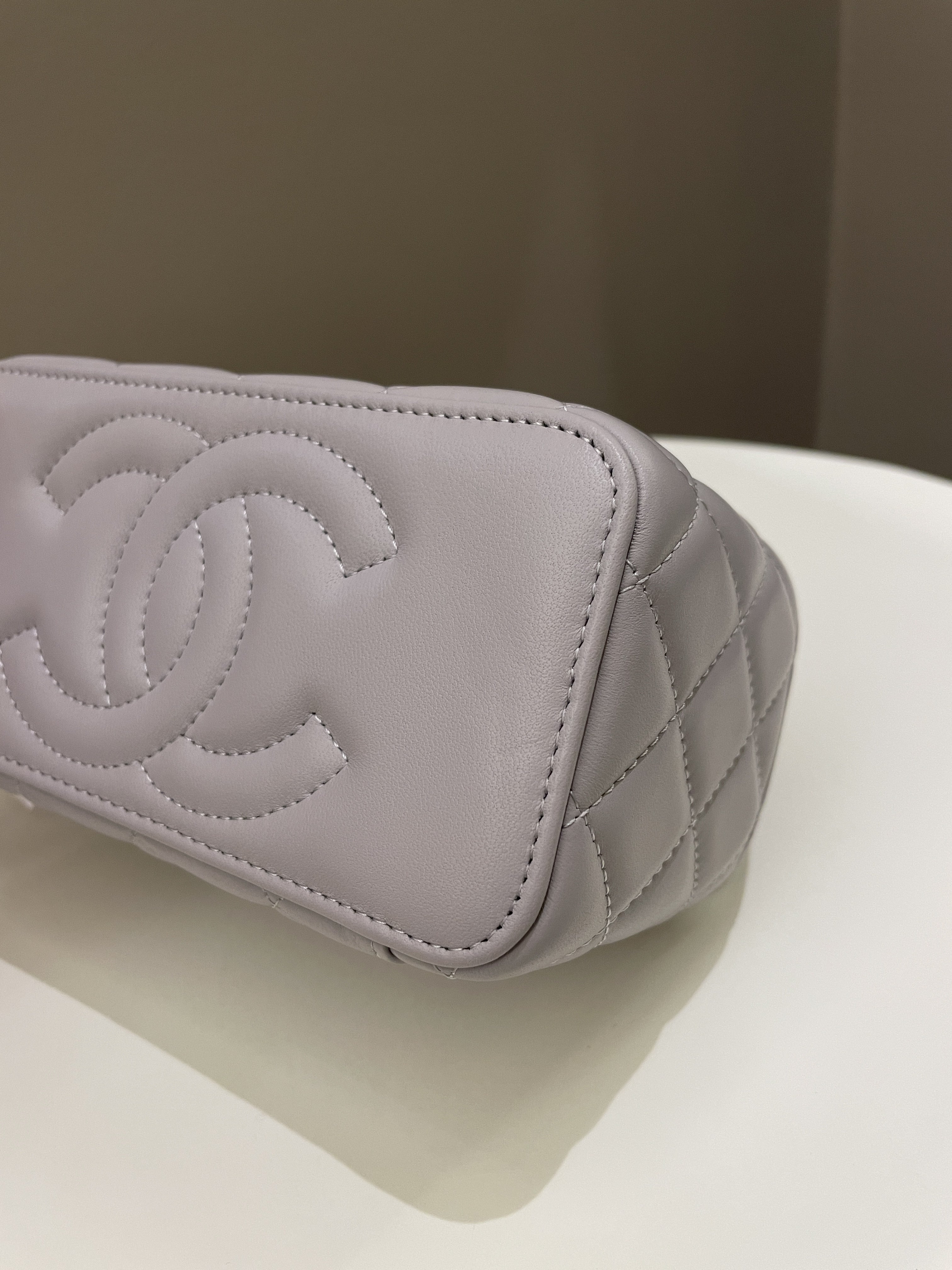 Chanel 22B Pearl Crush Vanity Rectangular Grey Lambskin