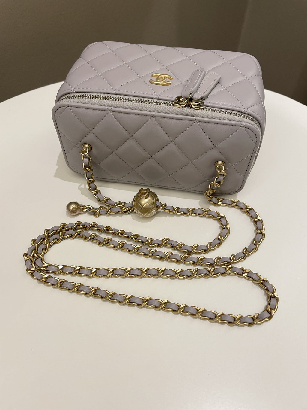 Chanel 22B Pearl Crush Vanity Rectangular Grey Lambskin