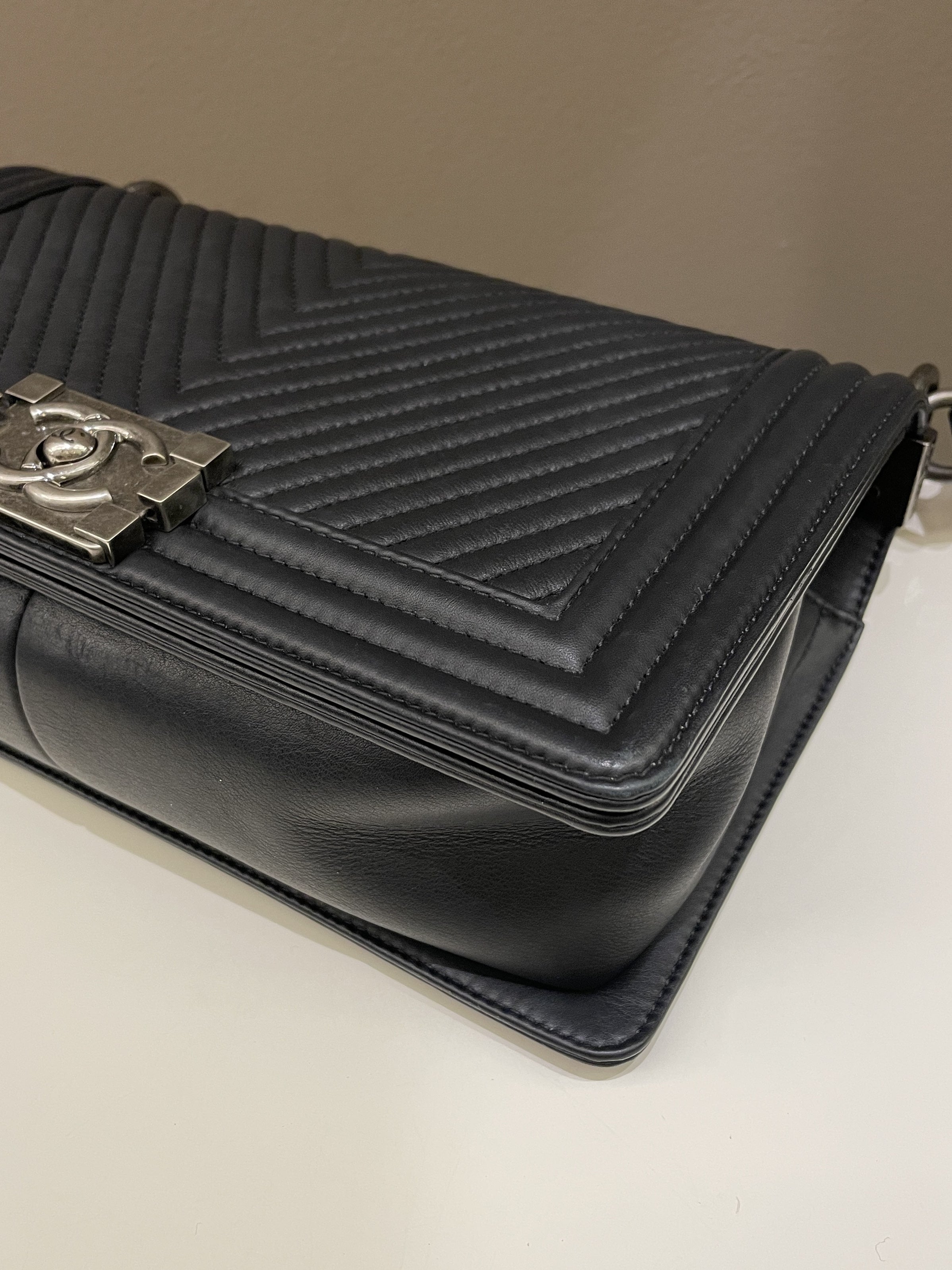 Chanel Herringbone Chevron Boy Old Medium Black Calfskin