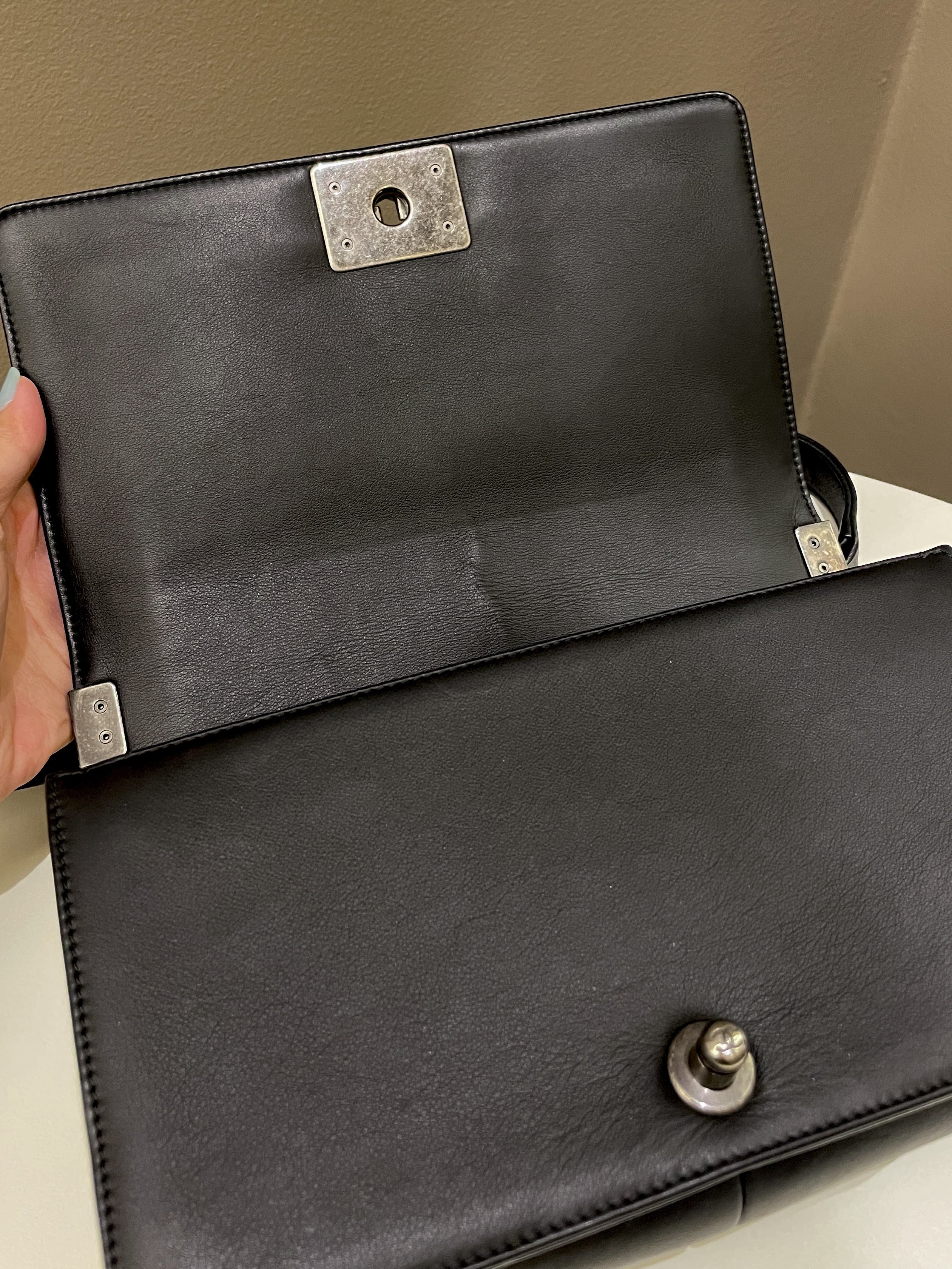 Chanel Herringbone Chevron Boy Old Medium Black Calfskin
