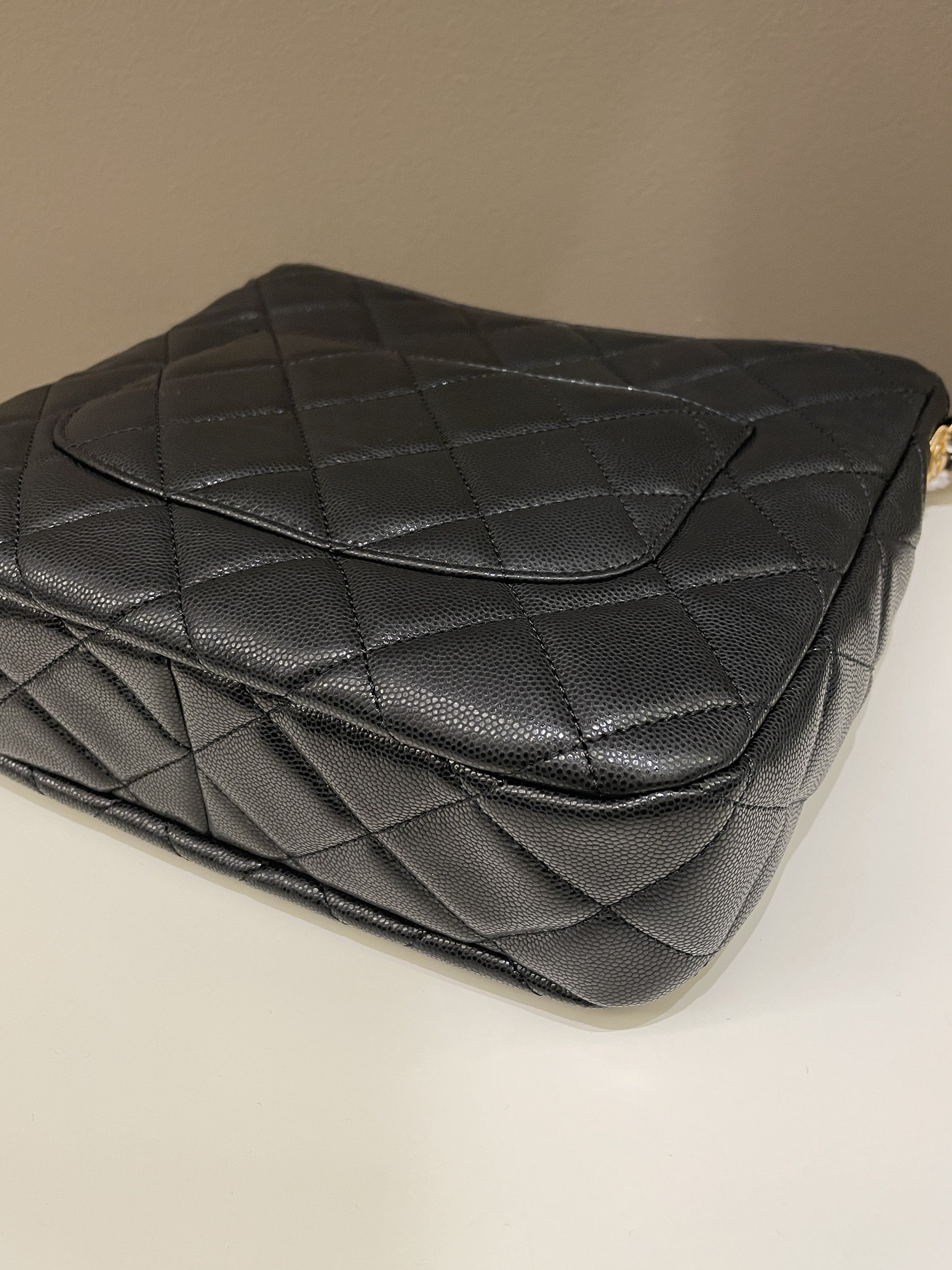Chanel 22A Twist Your Button Hobo Bag Black Caviar