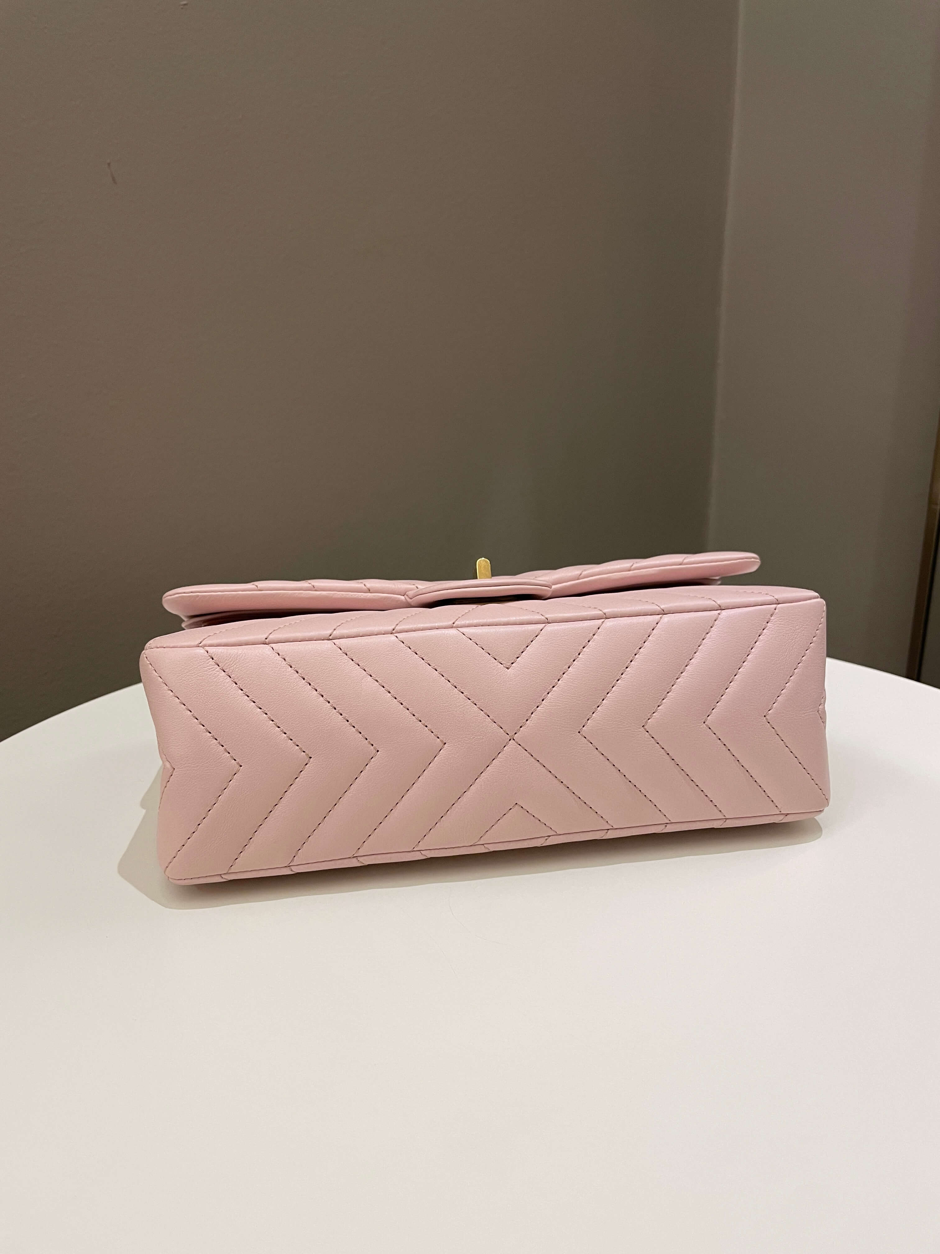 Chanel 17C Classic 2.55 Chevron Reissue 225 Pale Pink Calfskin