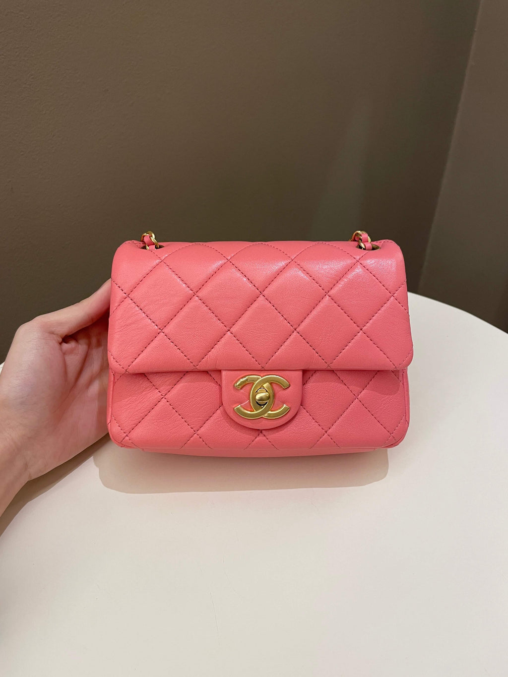 Chanel 22P Chain Cc Flap Bag  Pink Calfksin