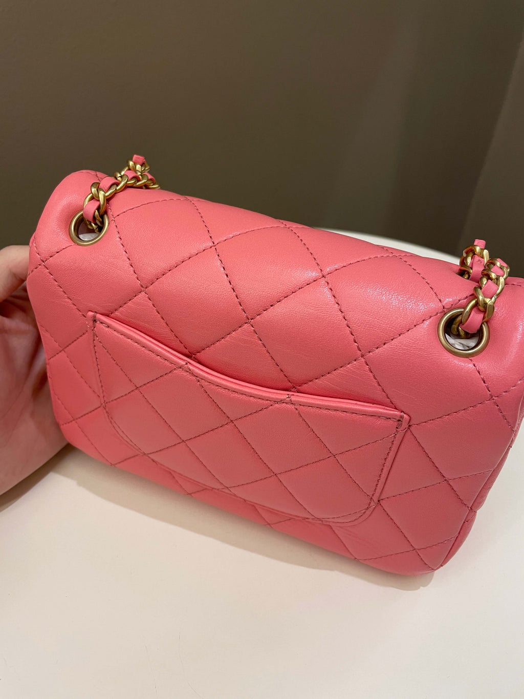 Chanel 22P Chain Cc Flap Bag  Pink Calfksin