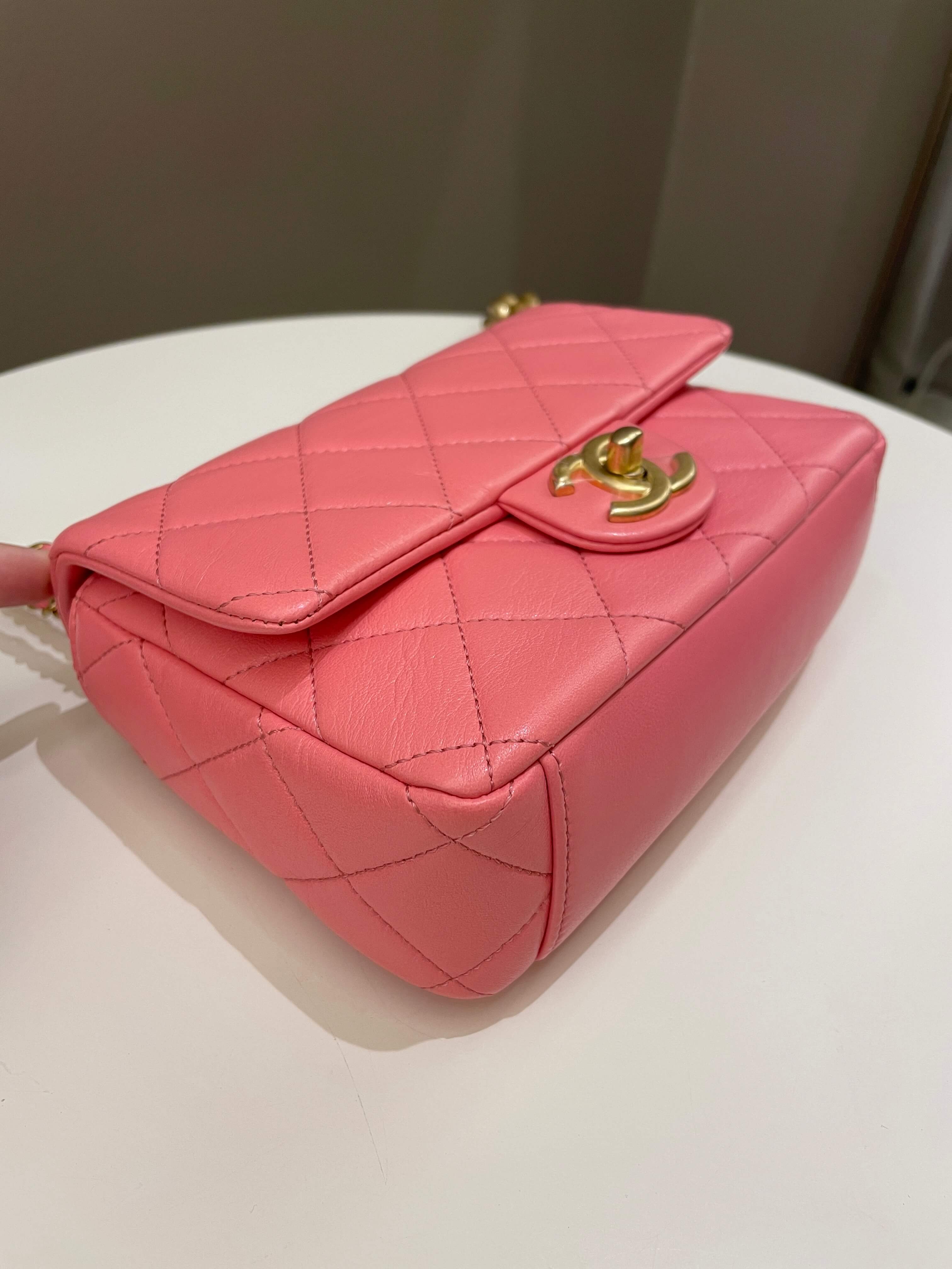 Chanel 22P Chain Cc Flap Bag  Pink Calfksin