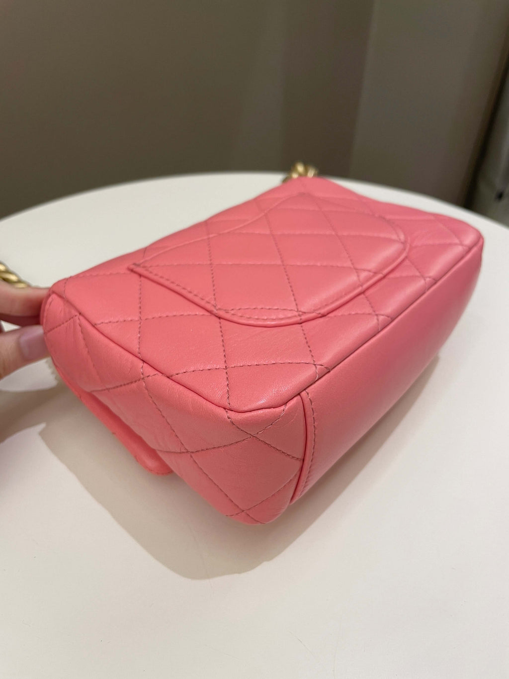 Chanel 22P Chain Cc Flap Bag  Pink Calfksin
