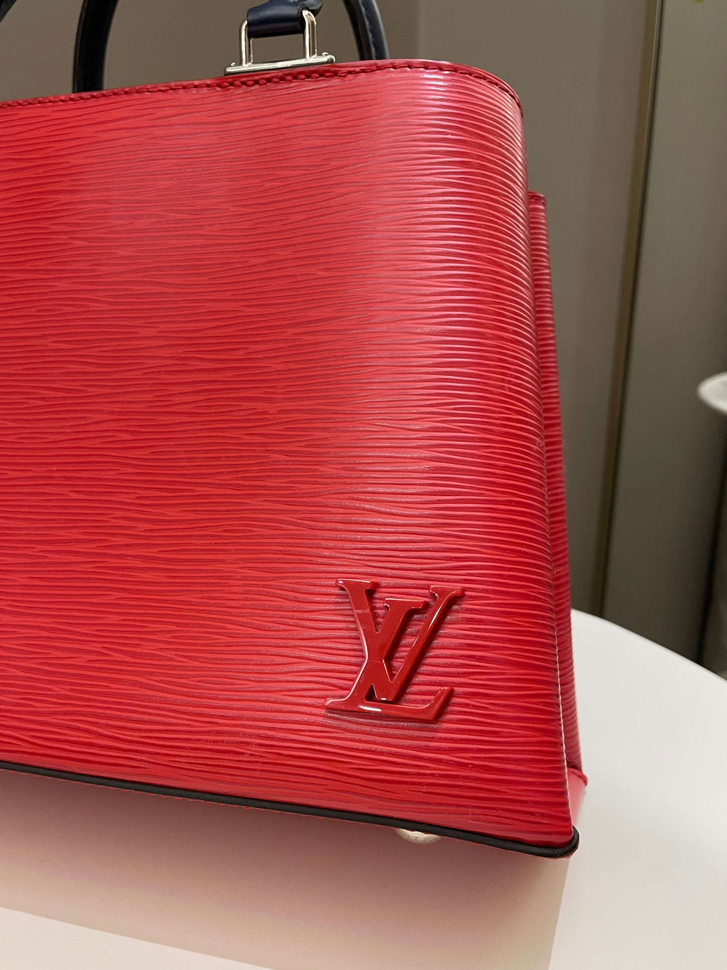 Louis Vuitton Kleber Coquelicot / Navy Epi Leather