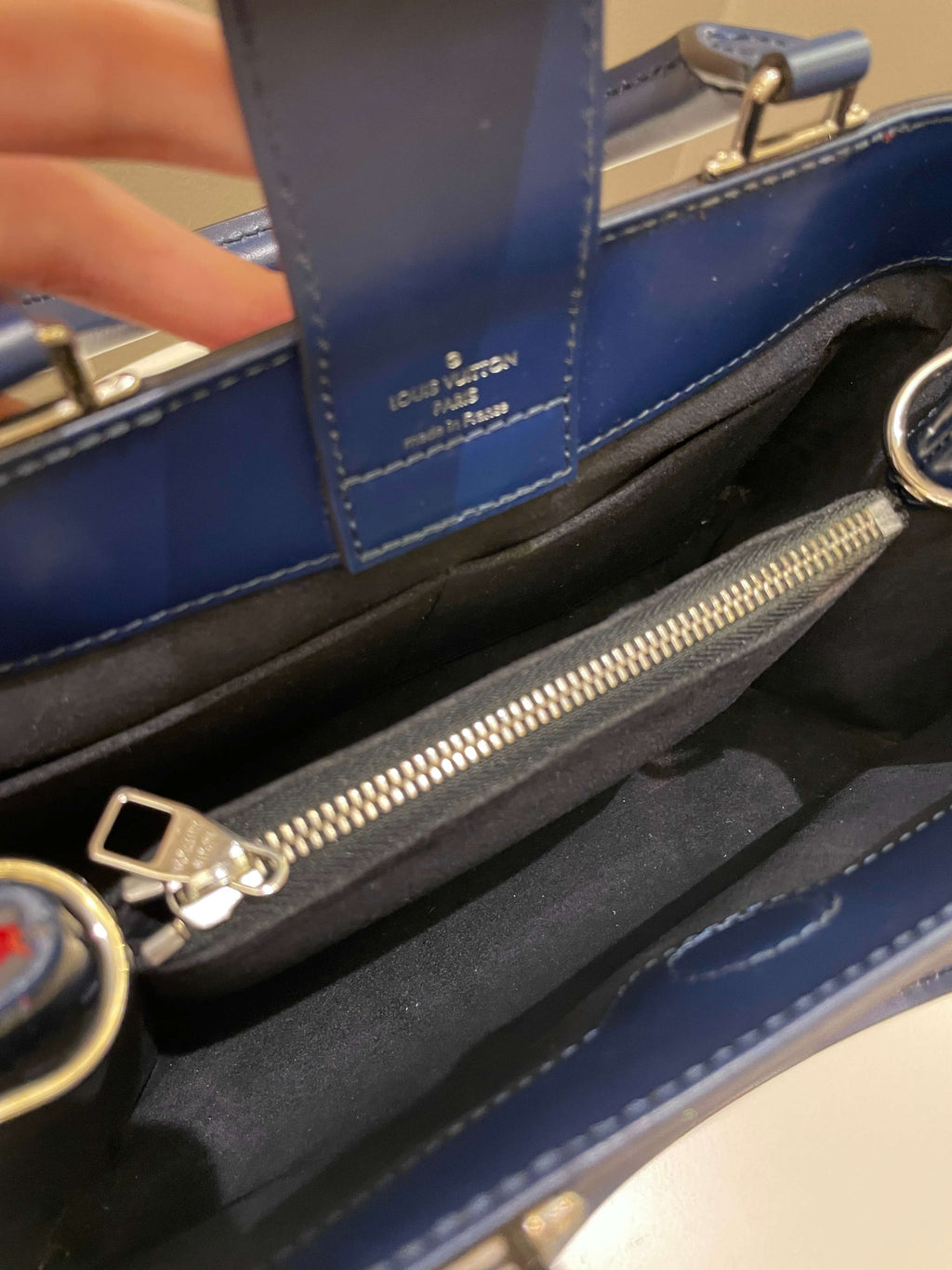 Louis Vuitton Kleber Coquelicot / Navy Epi Leather