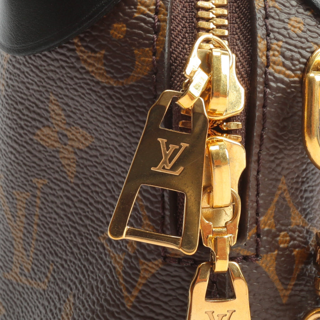 LOUIS VUITTON Monogram Petite Malle Souple