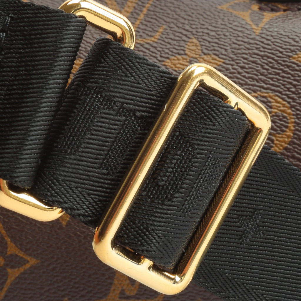 LOUIS VUITTON Monogram Petite Malle Souple