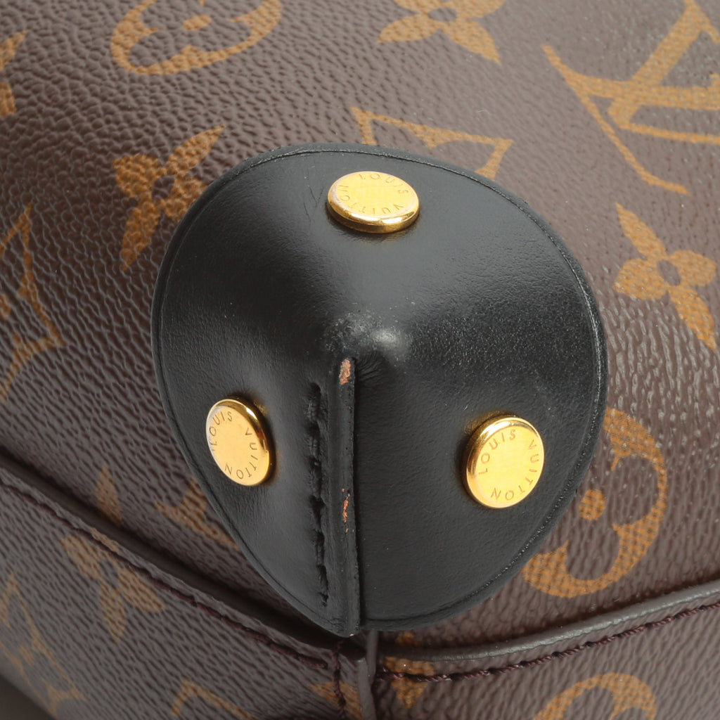 LOUIS VUITTON Monogram Petite Malle Souple