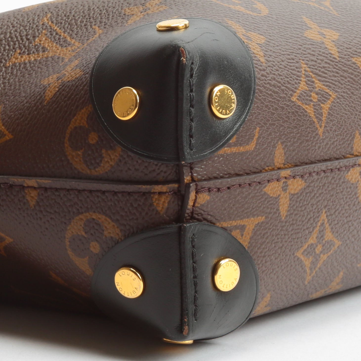 LOUIS VUITTON Monogram Petite Malle Souple