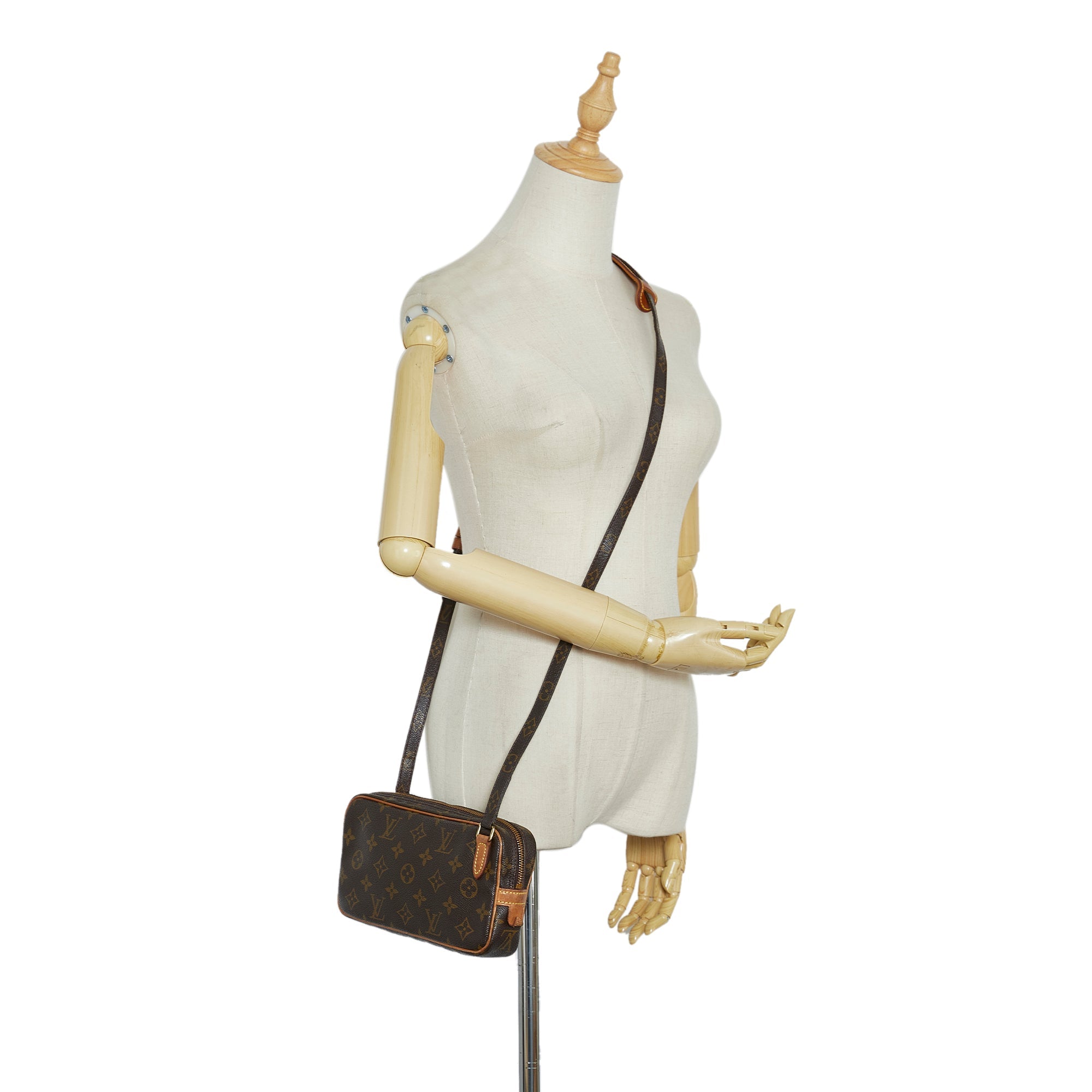 Louis Vuitton Pochette Marly BandouliÃƒÆ’Ã‚Â¨re Monogram Canvas