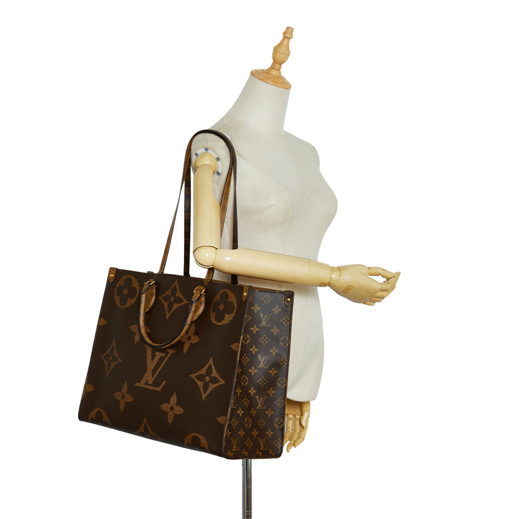 Louis Vuitton Onthego GM Giant Monogram Canvas