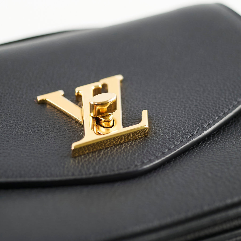 Louis Vuitton Oxford Lock Me Black