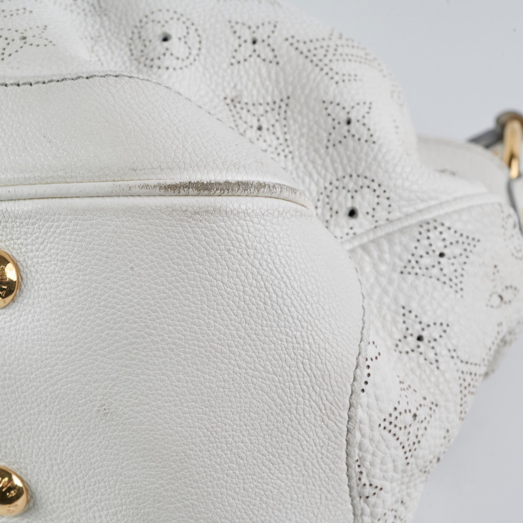 Louis Vuitton Mahina Bag White