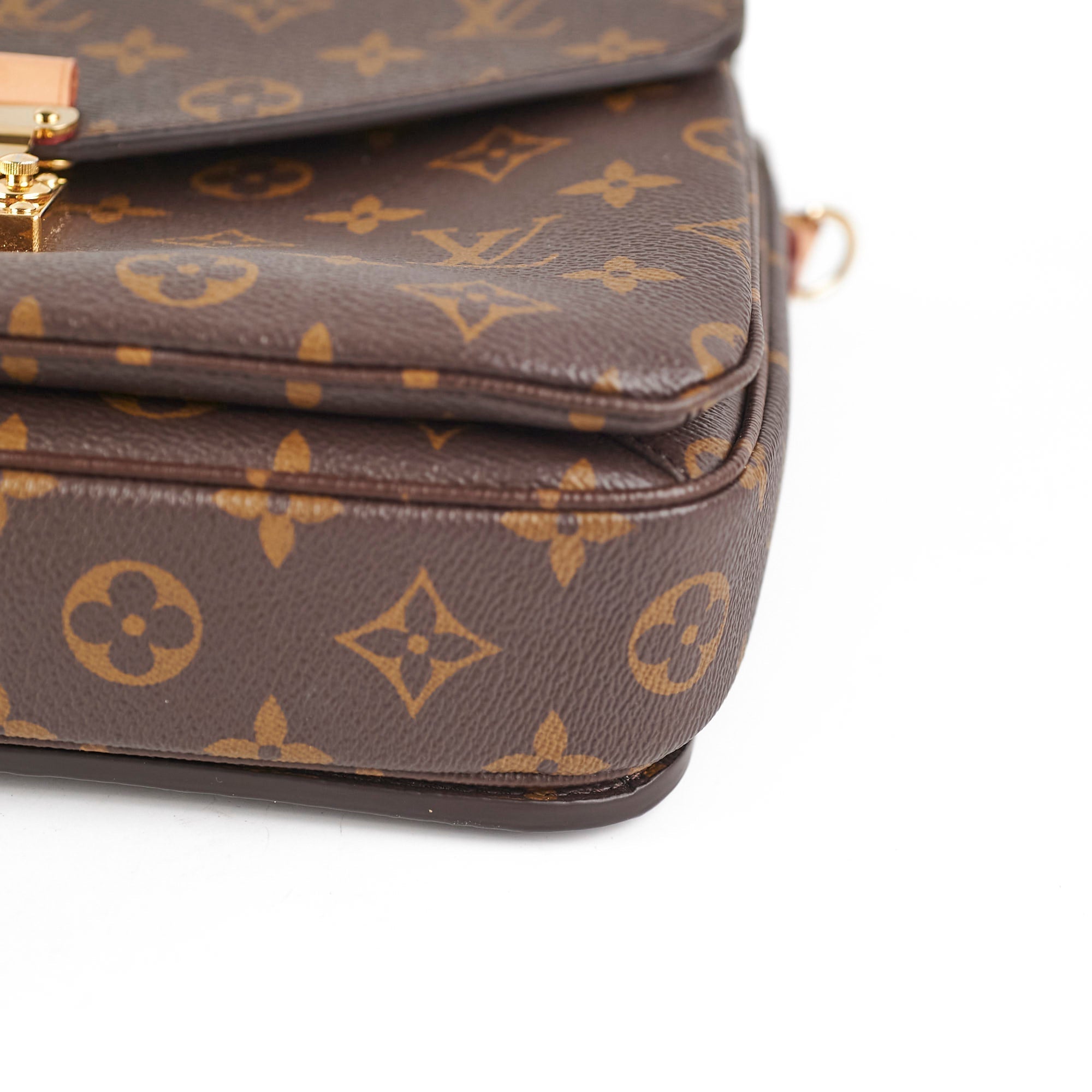 Louis Vuitton Pochette Metis Monogram