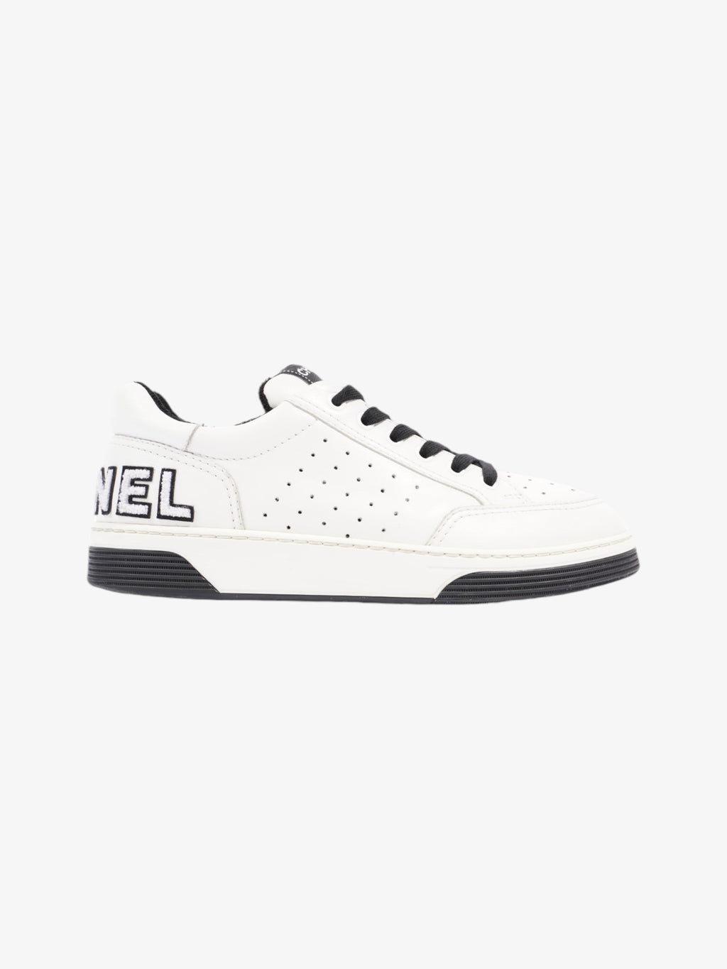 Chanel Logo Low Top Sneaker White / Black Leather EU 39 UK 6