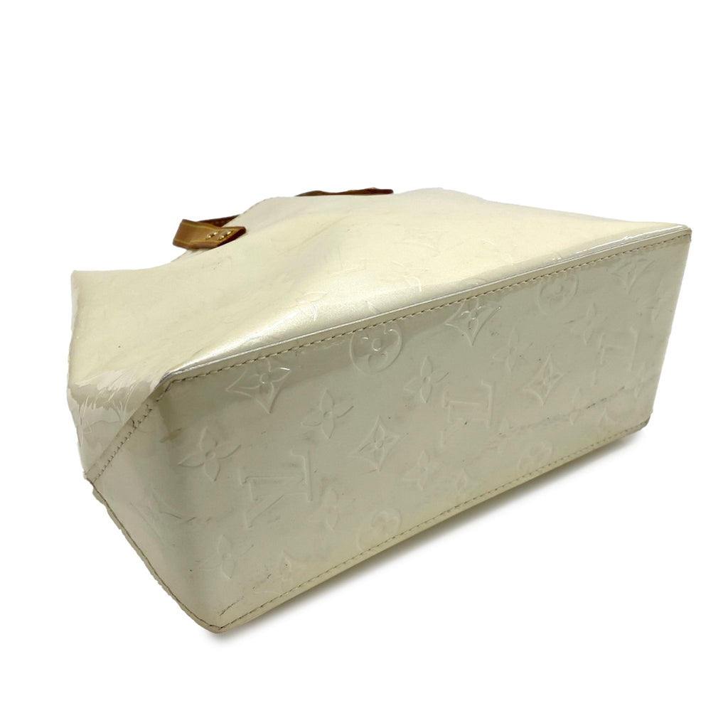 White Louis Vuitton Monogram Vernis Reade PM Handbag