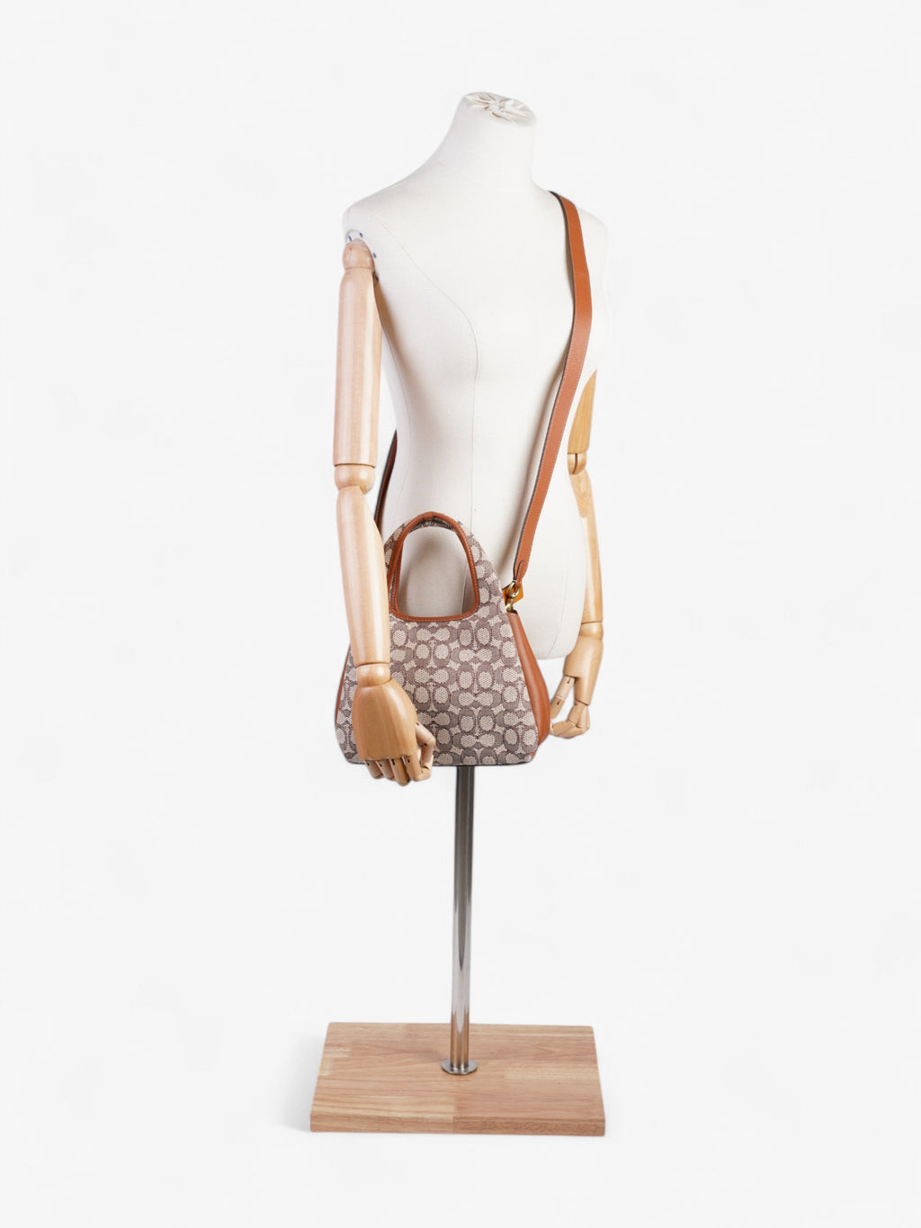 Coach Lana Brown / White Cotton 23