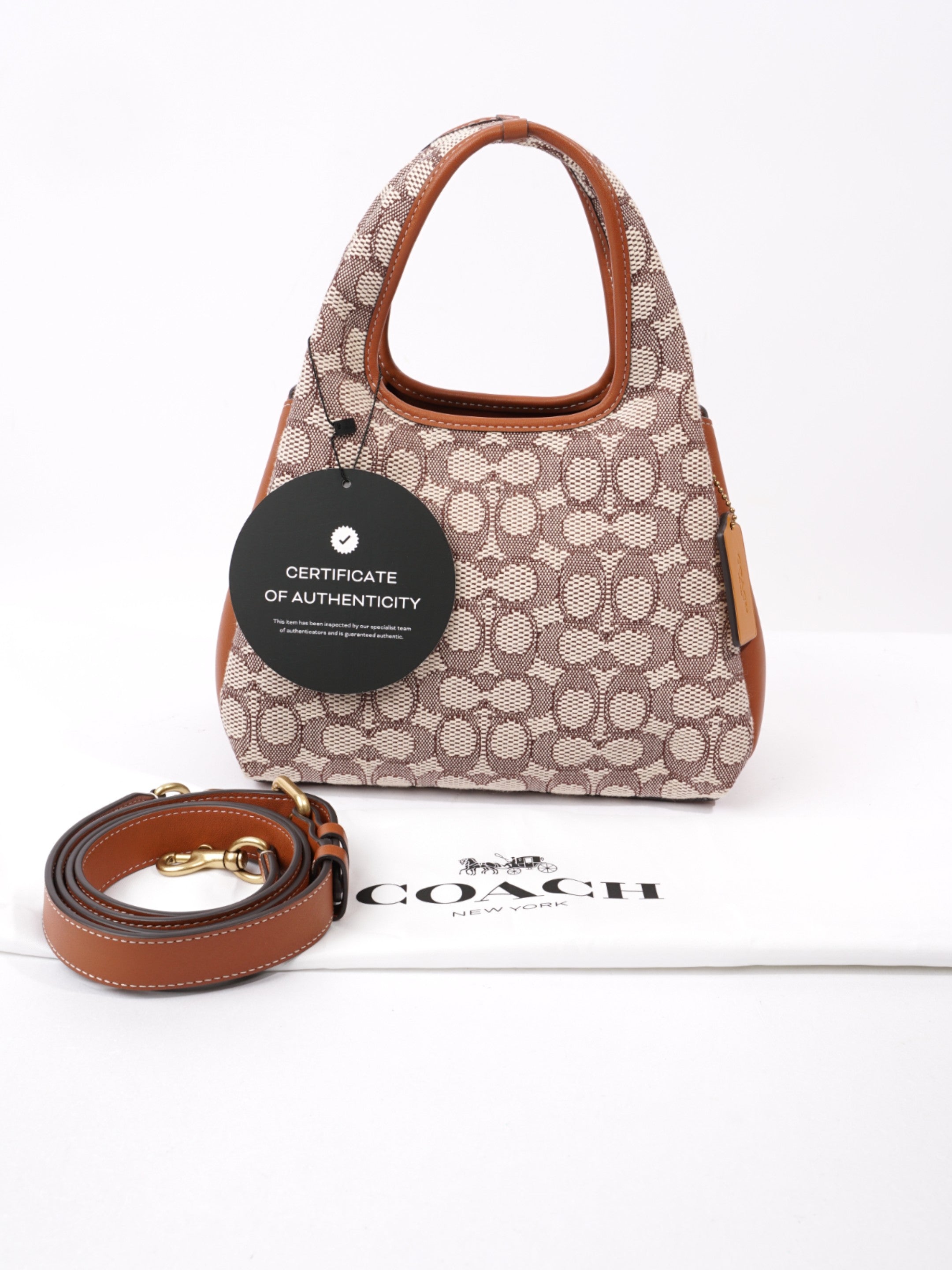 Coach Lana Brown / White Cotton 23
