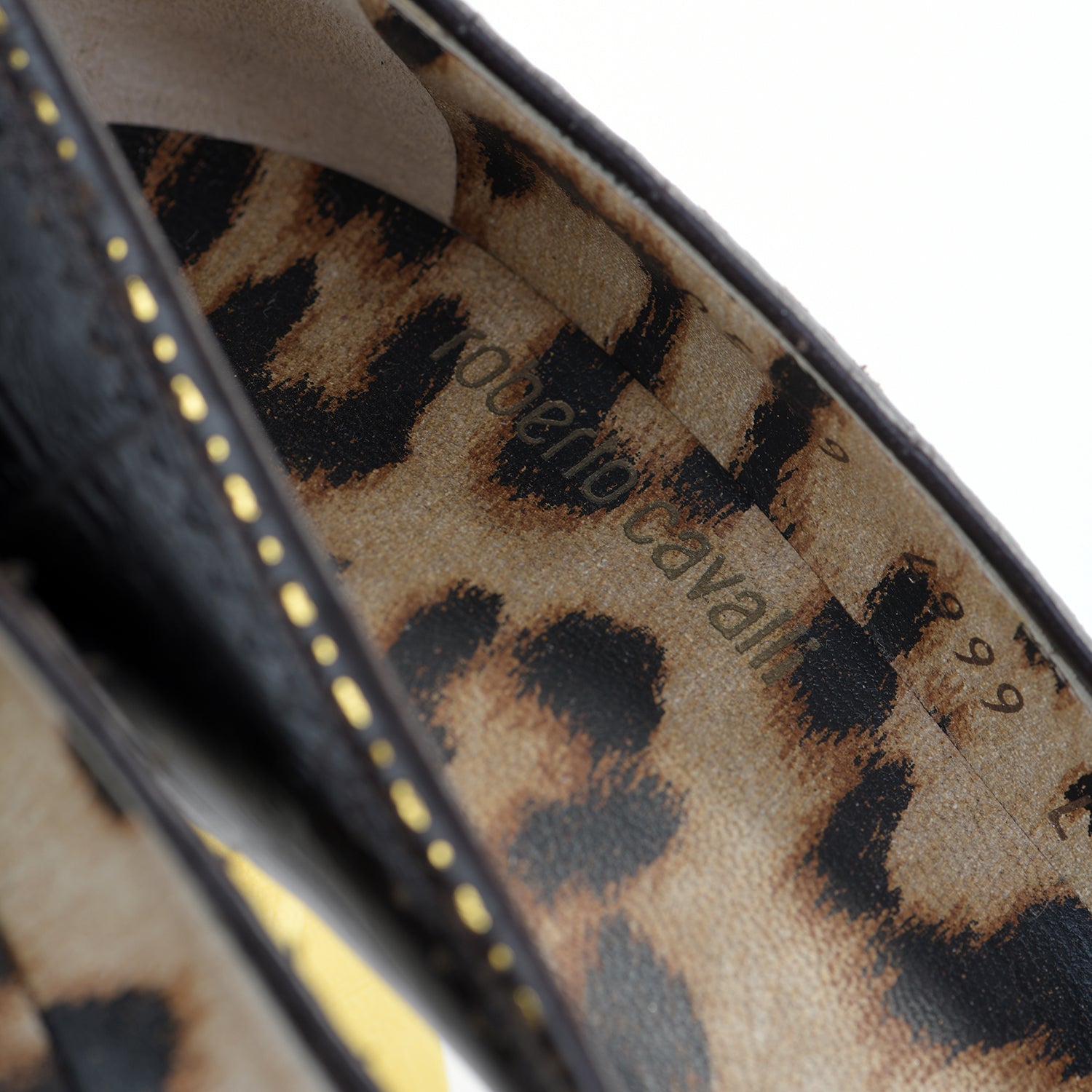 Embossed Leather Snake Pumps