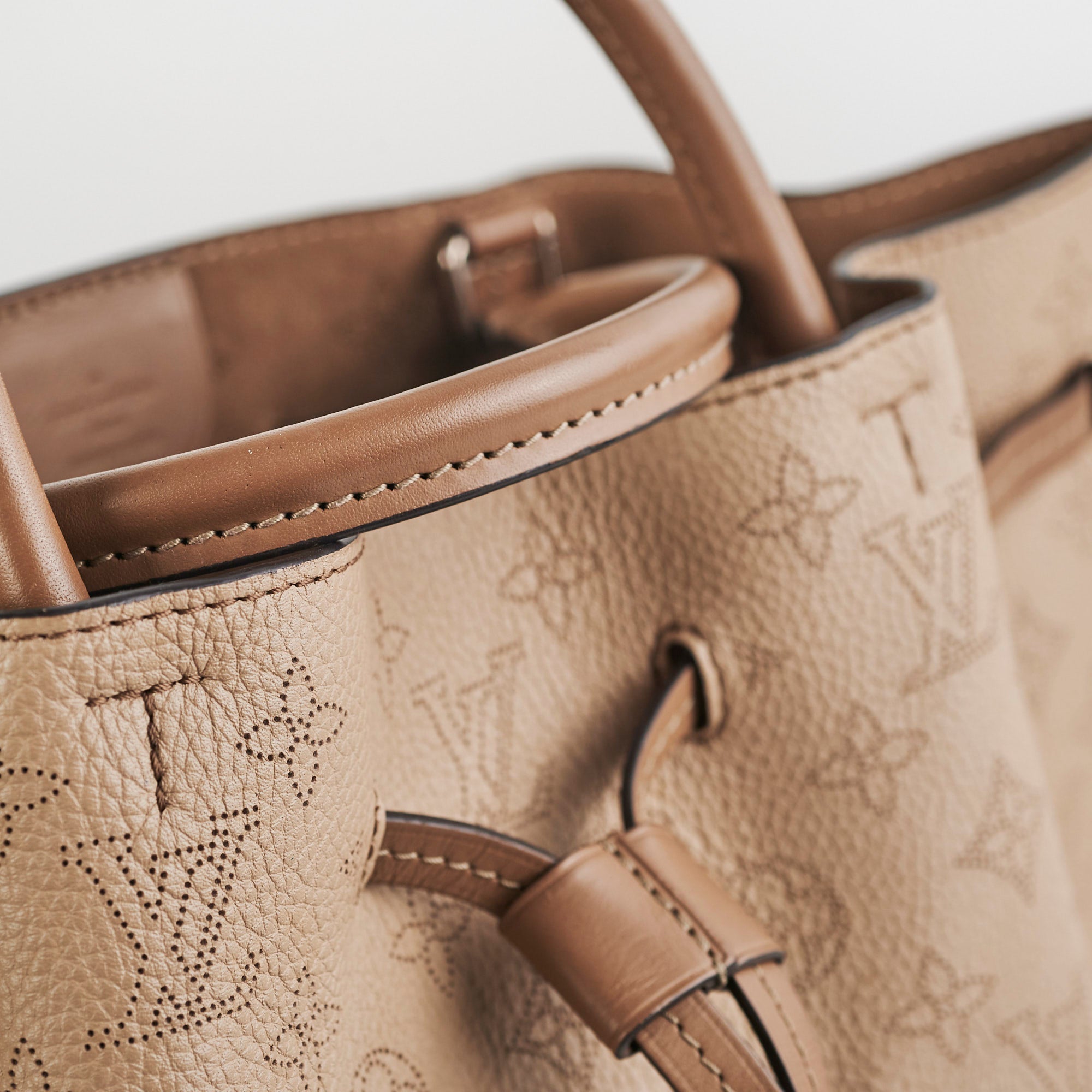 Louis Vuitton Mahina Galeliotta