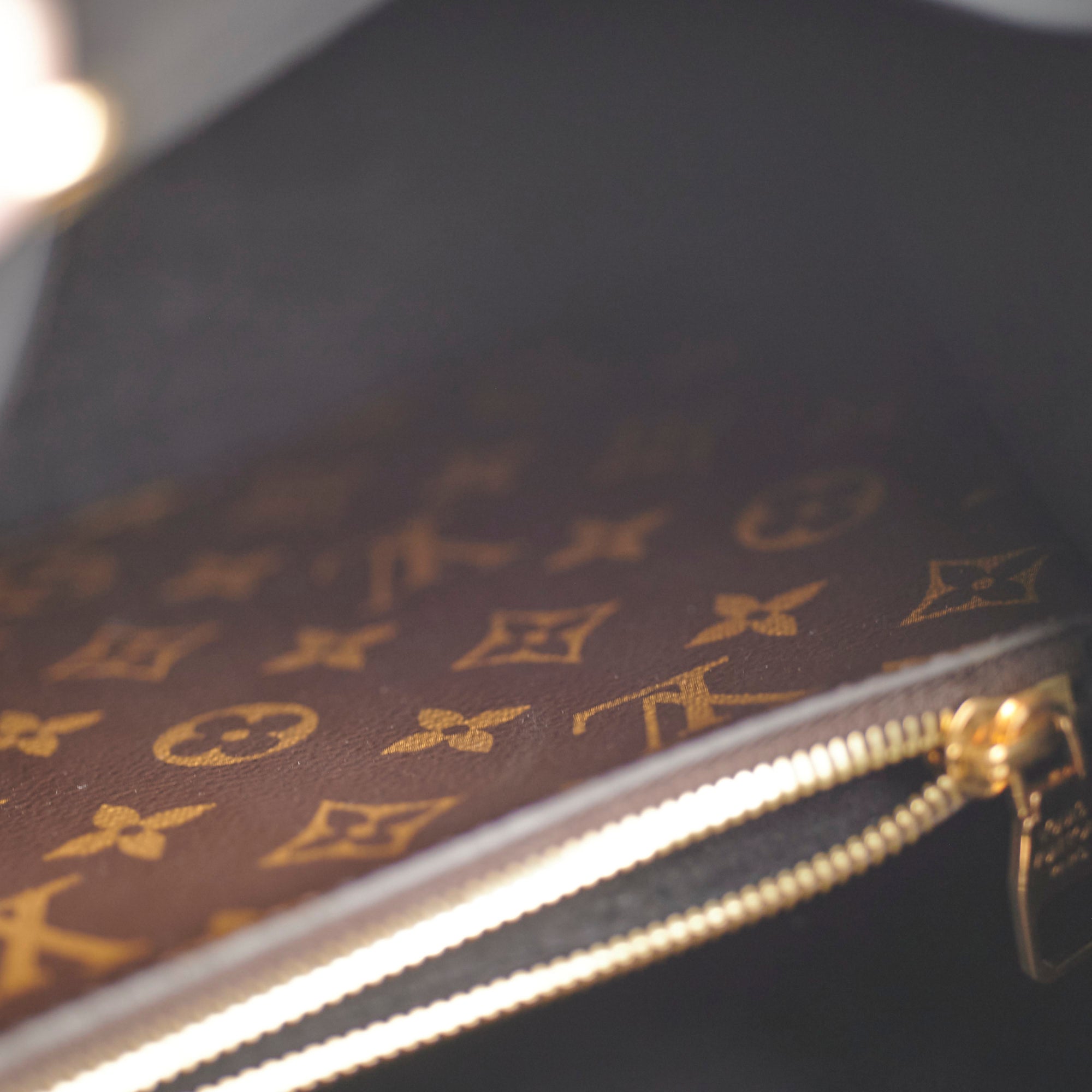 Louis Vuitton Neo Noe Monogram Black