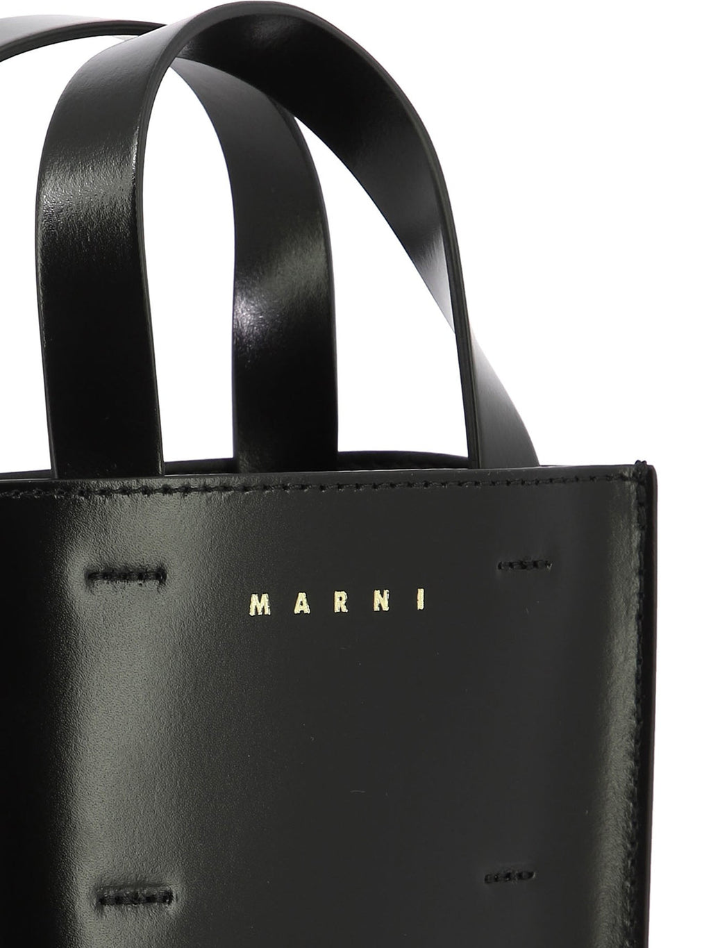 Museo Nano Handbag
