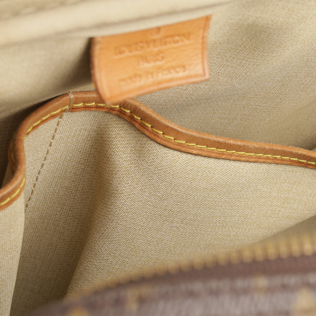 Louis Vuitton Deauville Luggage Bag