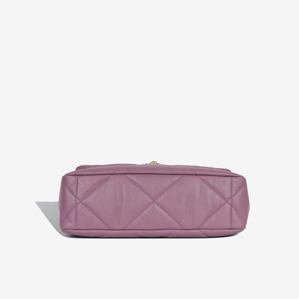 Chanel 19 - Large