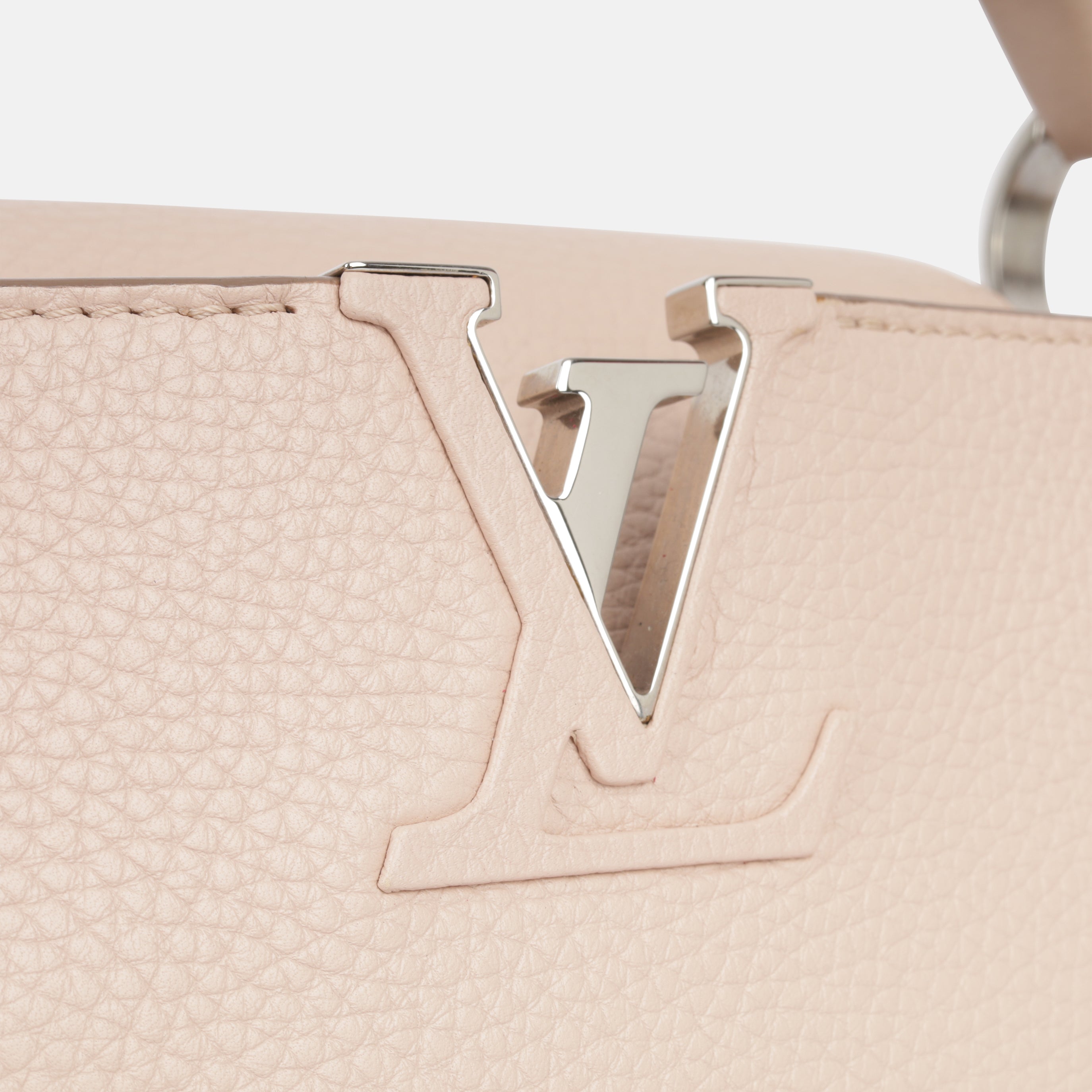 Louis Vuitton Capucines MM
