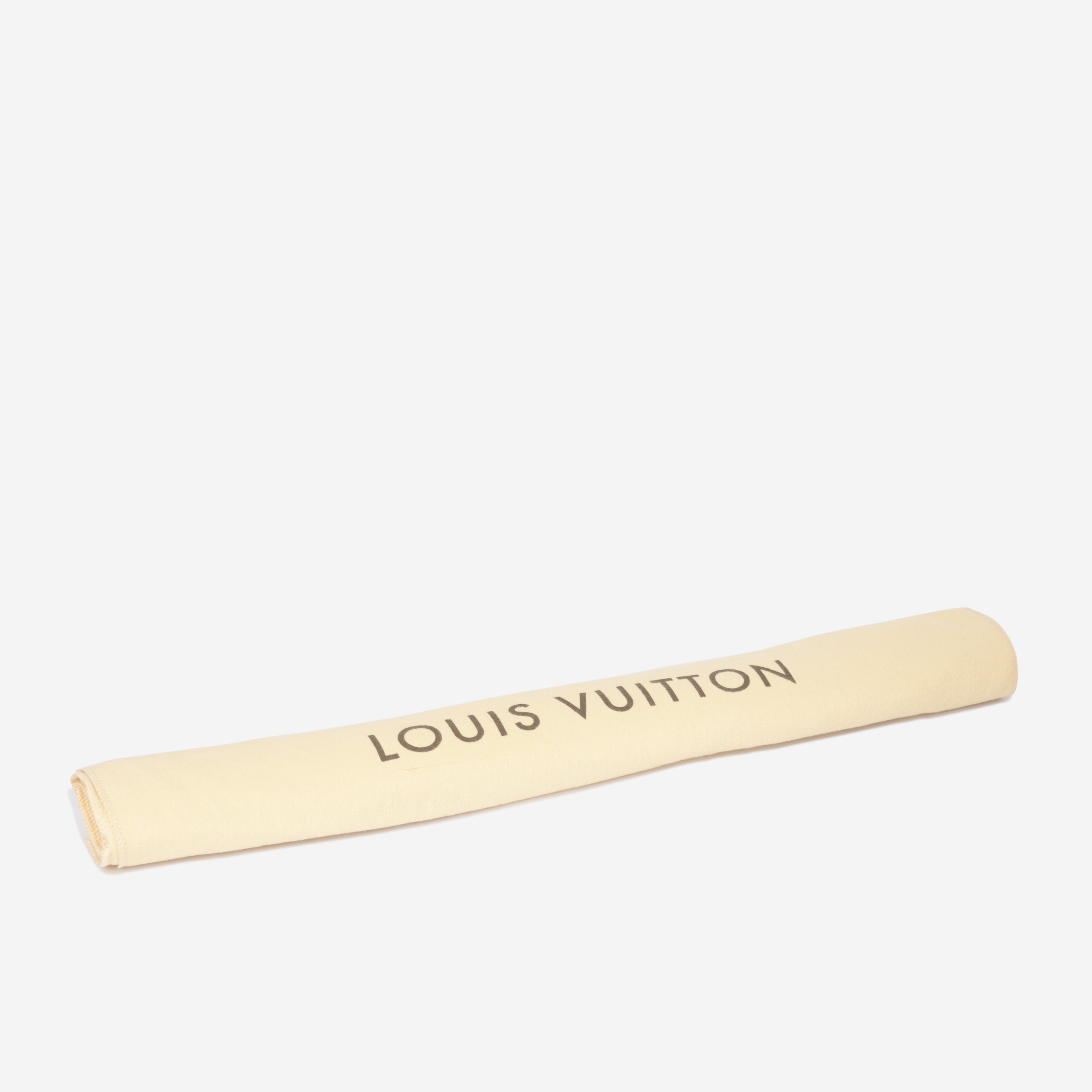 Louis Vuitton Capucines MM